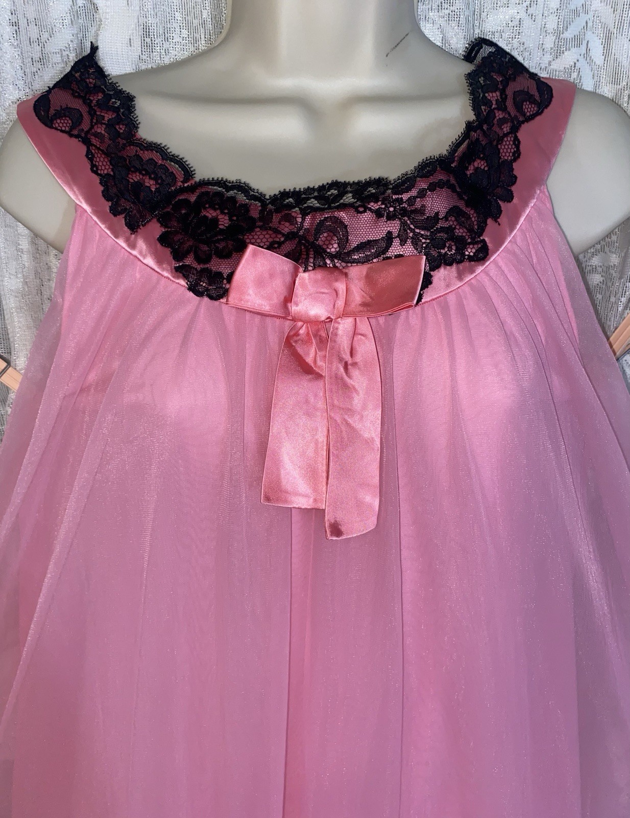 VTG XS S M GLAM Vanity Fair DEEP Pink Db Chiffon Nightgown w Satin & Black Lace