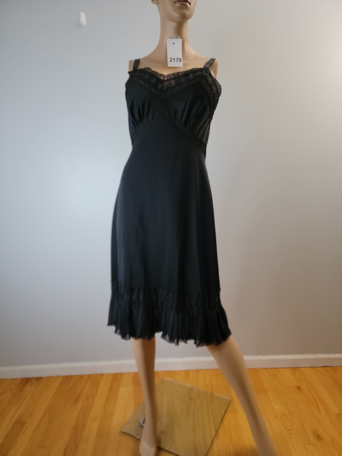 Vintage Charmode Tricot Nylon Black Full Slip Pleated/Lace Detail Size 36
