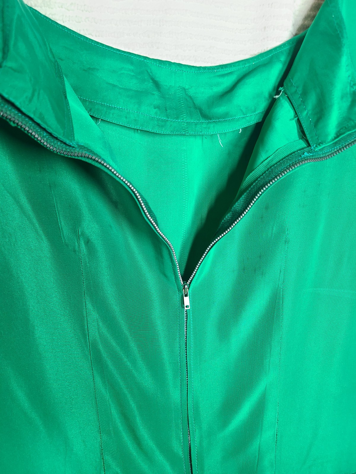 Vtg 60s Emerald Green Portrait Collar Dress Metal Zip Full Pleat Skirt Rayon 27w