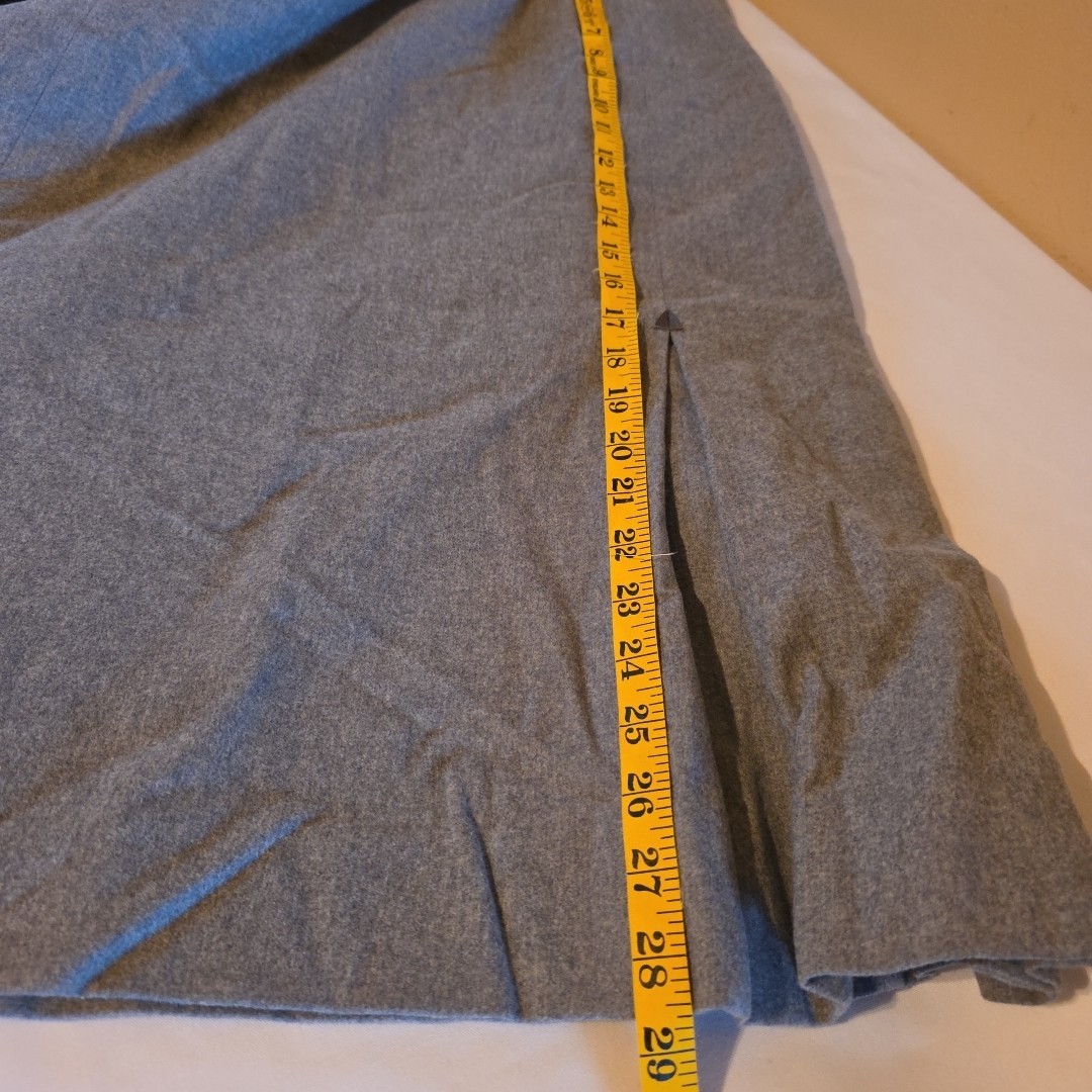 Vintage Evan Picone Grey Skirt Women’s 28-29″ Waist S/M New York Tailored 1980s