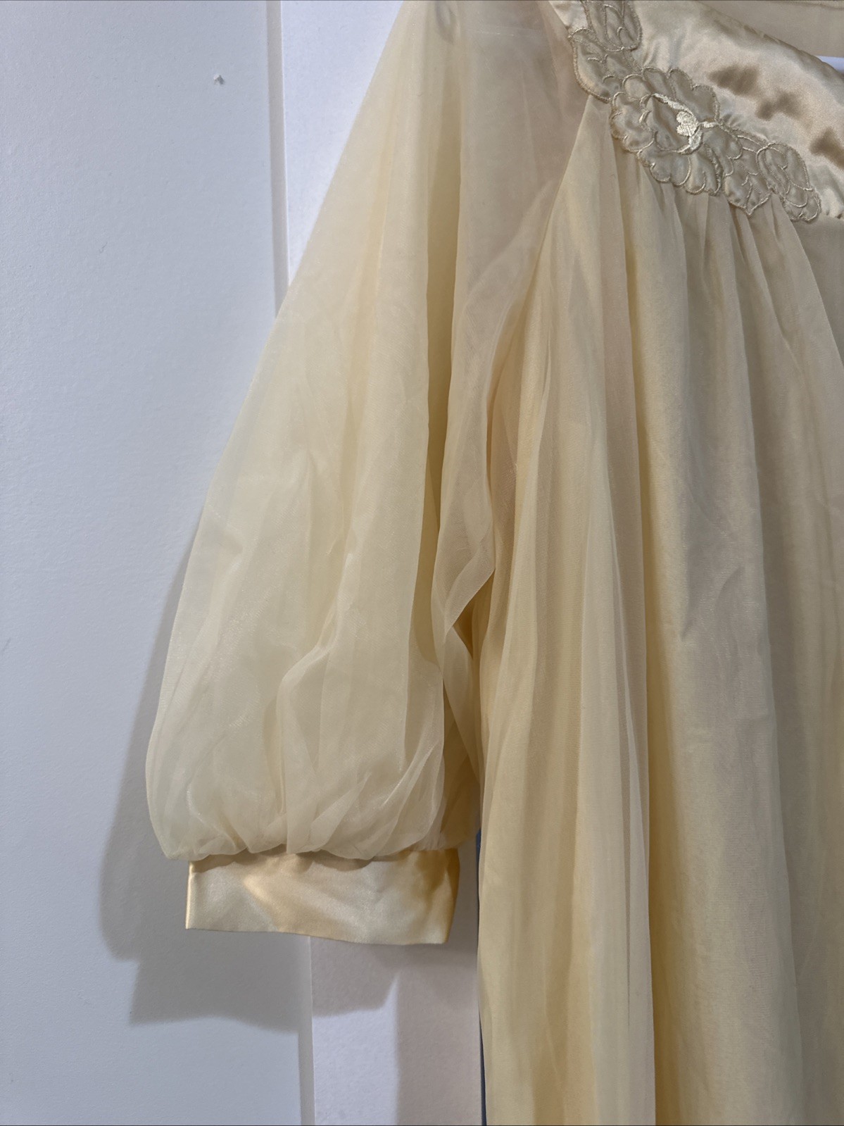 Vtg Gossard Artemis Yellow Chiffon Nightgown & Robe Set Peignor M Style 1101