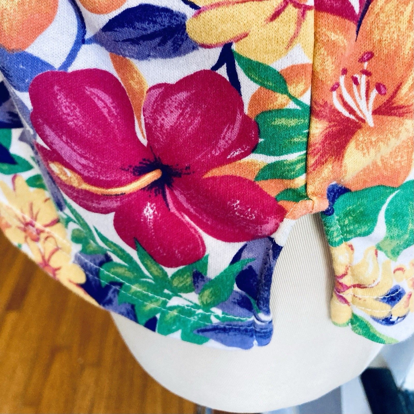 1990s Cotton Blend Jersey Tank Tee Hawaiian Tropical Print Vacation Cruise Mom