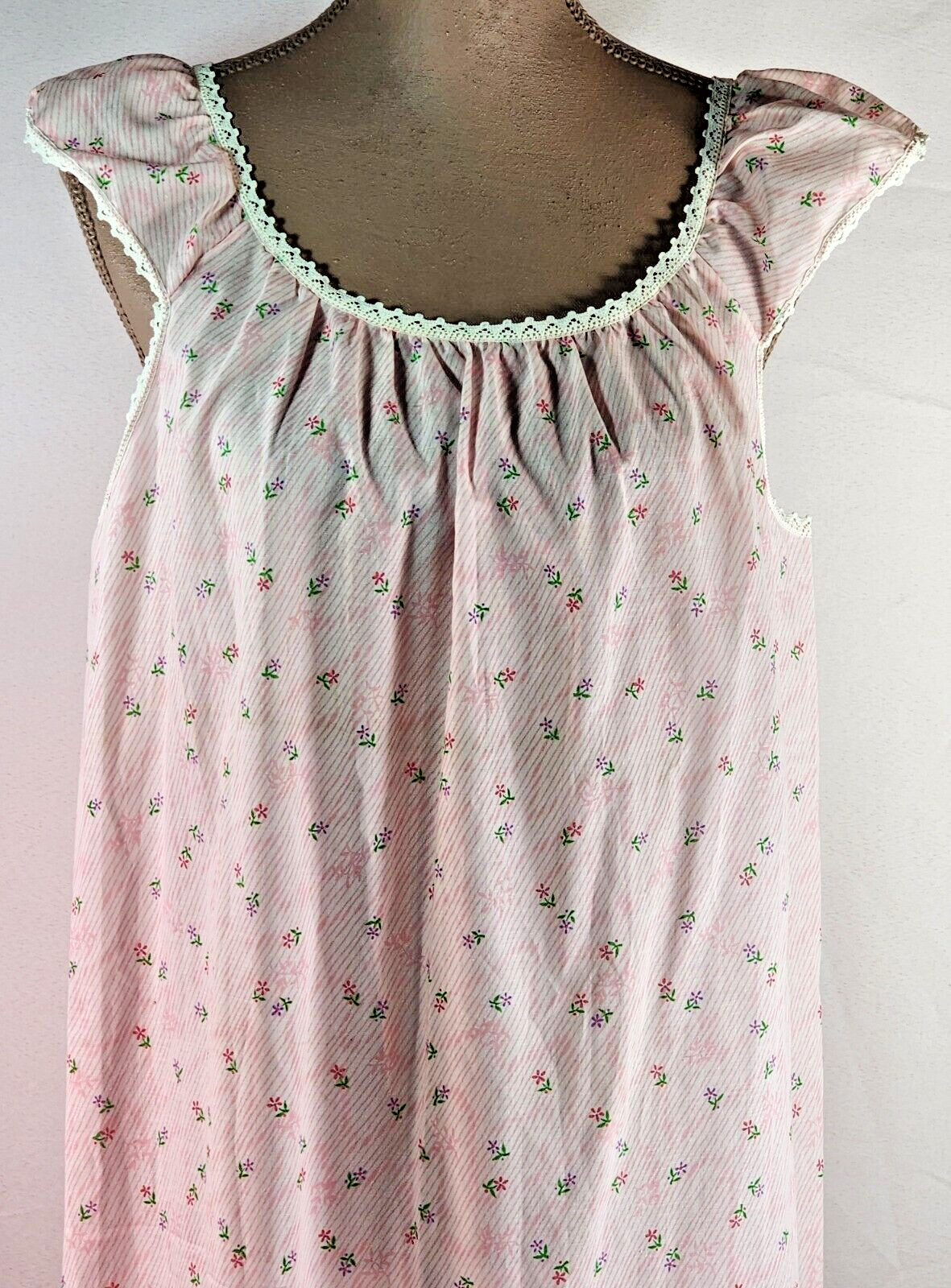 Vintage Nightgown PINK Floral MEDIUM Long gown Cotton Blend NOS so PRETTY!