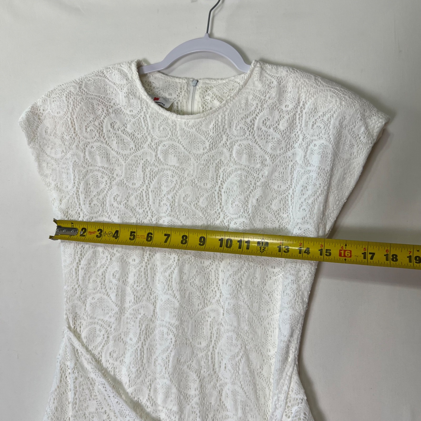 Vintage 80s White Paisley Lace Cocktail Mini Dress Chic Padded Shoulder Sz 9/10