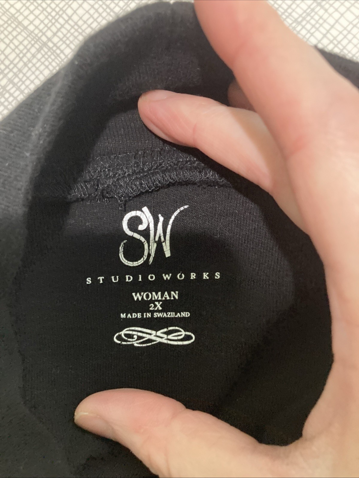 VTG Y2K Studio Works 2X Plus Mock Neck Top Snowflakes Embroidered Black Cotton