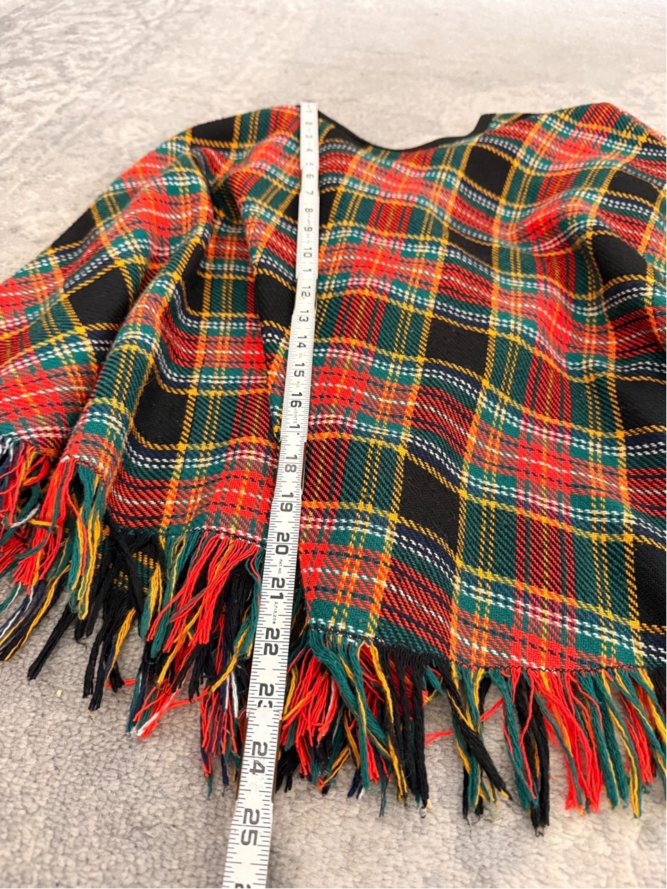 Vintage 1960s/70s Tartan Cape Poncho O/S Red Black Green Plaid Fringe
