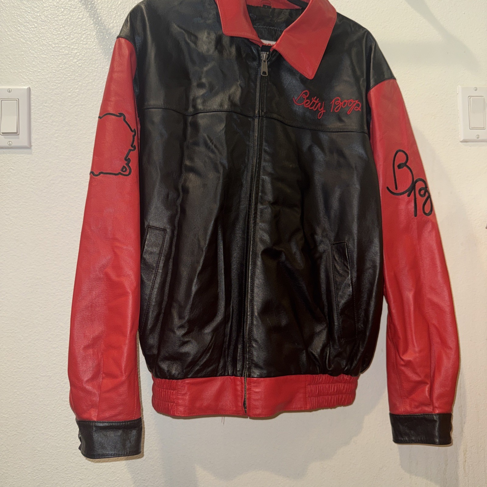 Authentic Vintage Y2K Betty Boop Women’s Leather Jacket By American Toons Size L