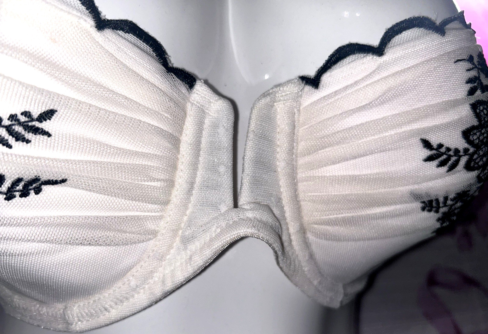 Vtg Maidenform Strapless Underwire Bra Size 38B