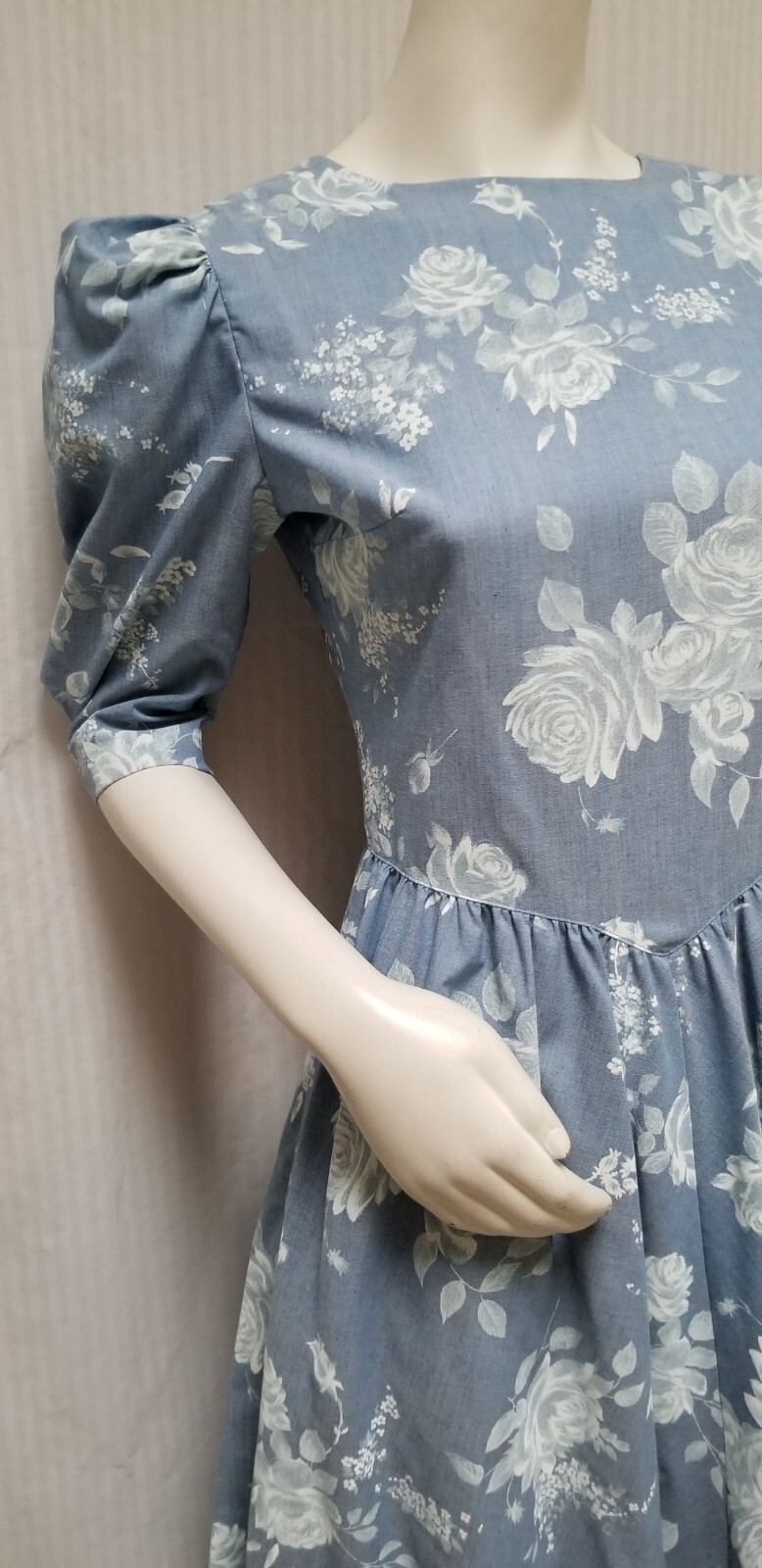 NWT Vintage 1980/90s SG GILBERT Blue White Floral LAURA ASHLEY-Esque Dress – S/M