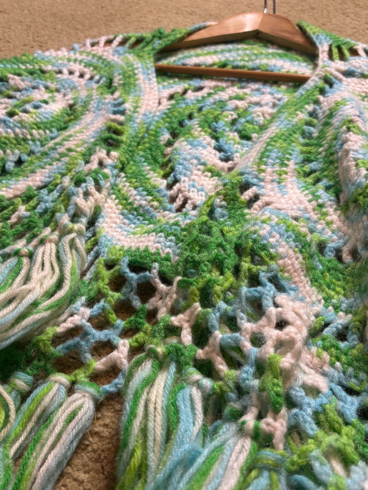 Tie Dye Knit Crochet Fringed Shawl Wrap Poncho Festival Cape Sweater Hippy Green