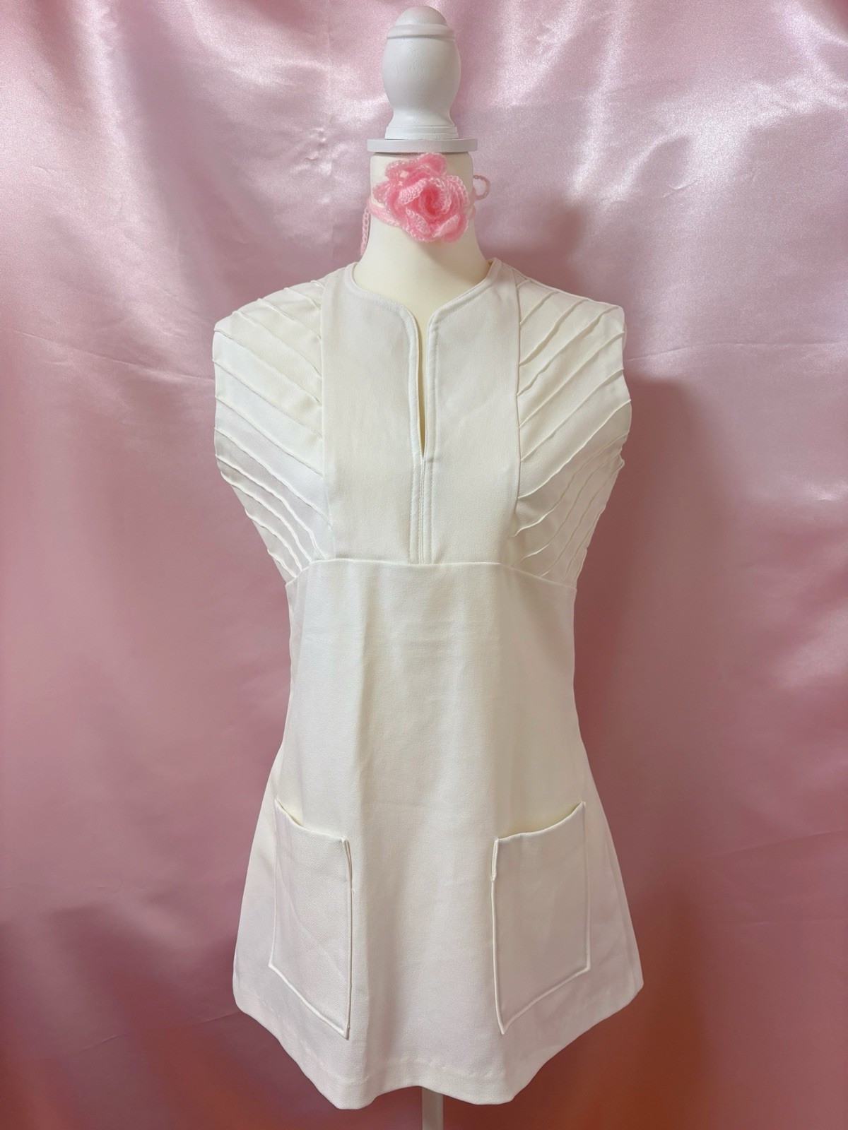 Vintage 1970s 1980s White Stag Action Soprts Mod Mini Dress