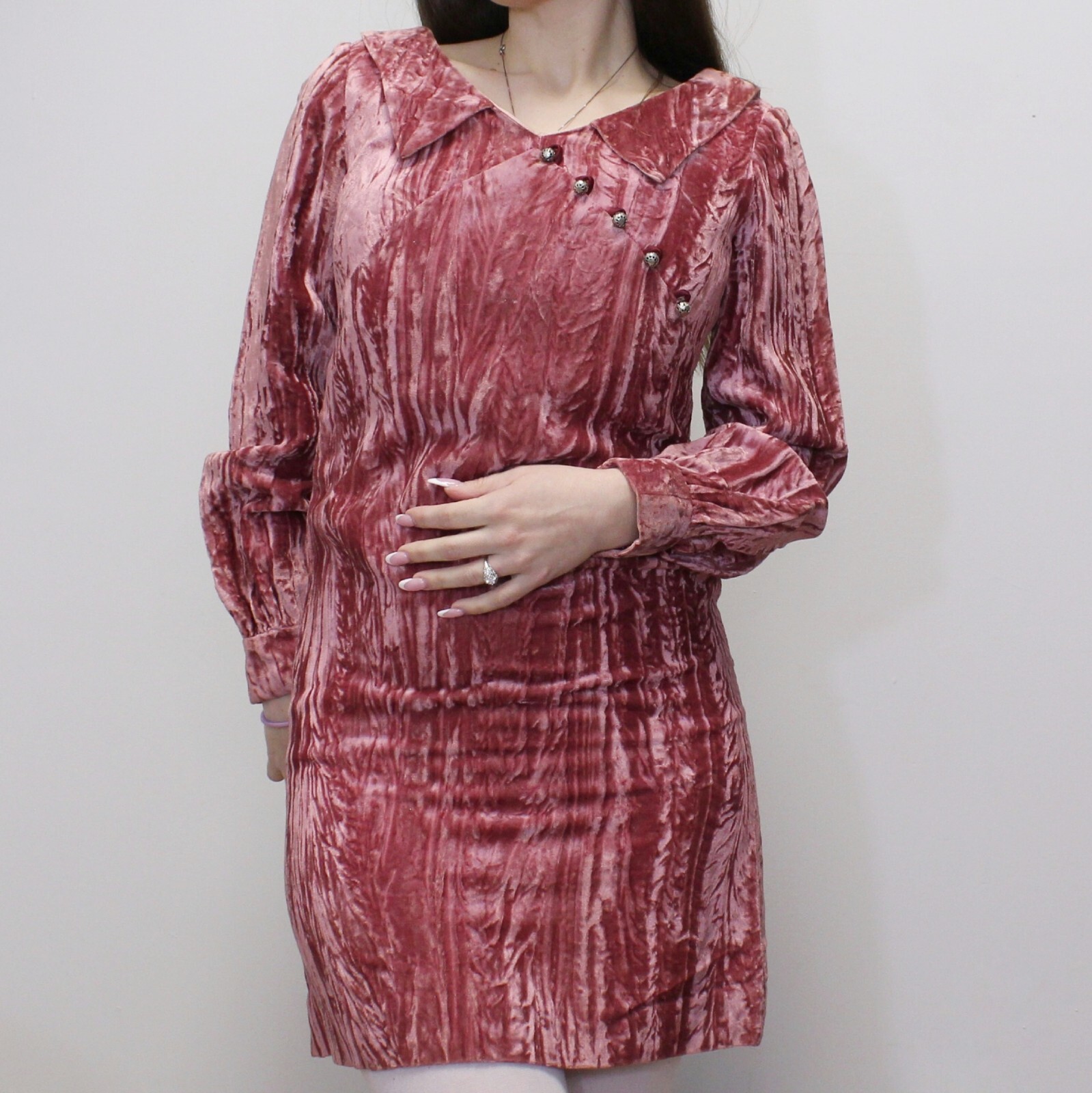 Vintage 60s Pink Crushed Velvet Mod Babydoll Mini Dress from Petites by Suzy