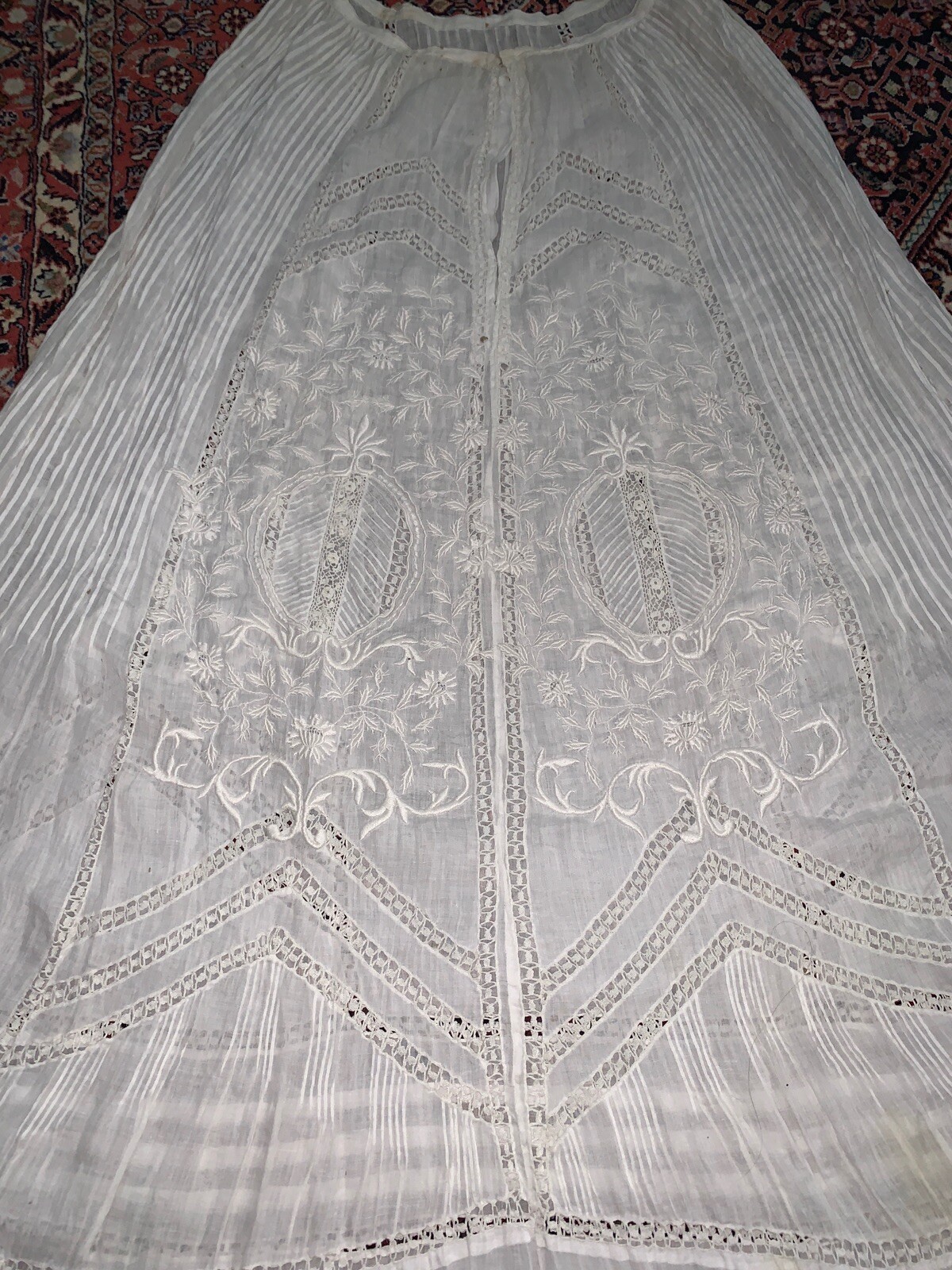 Rare 19th-Beginning of 20th Century Hand Made Lace & Embroidered Batiste Skirt