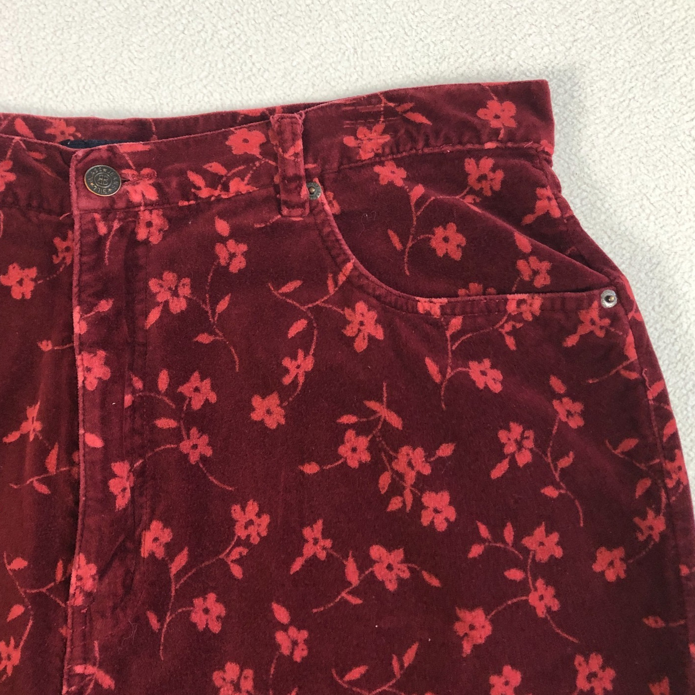 Bill Blass Burgundy Floral Velvet pants Vintage 1990s easy fit Size 16 Waist 34″
