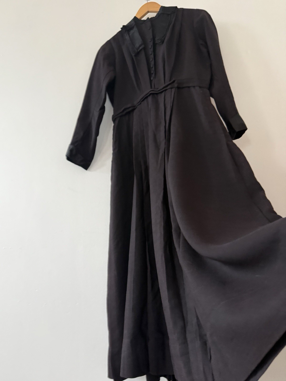Antique Victorian Wool Crepe Full Length Winter Wrapper Dress/Duster Mourning M