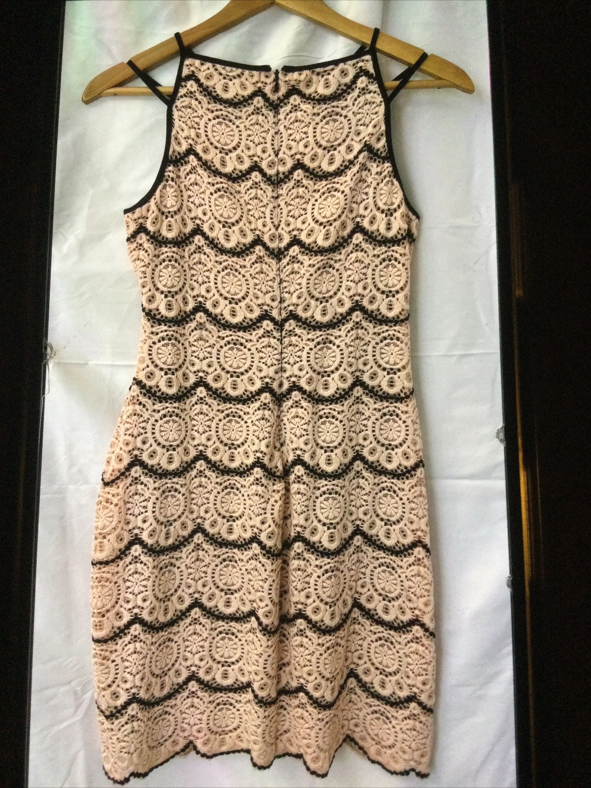 Vtg Guess Cocktail Dress 8 Mini Light Pink Lace Overlay Guess LosAngeles 90s Y2K