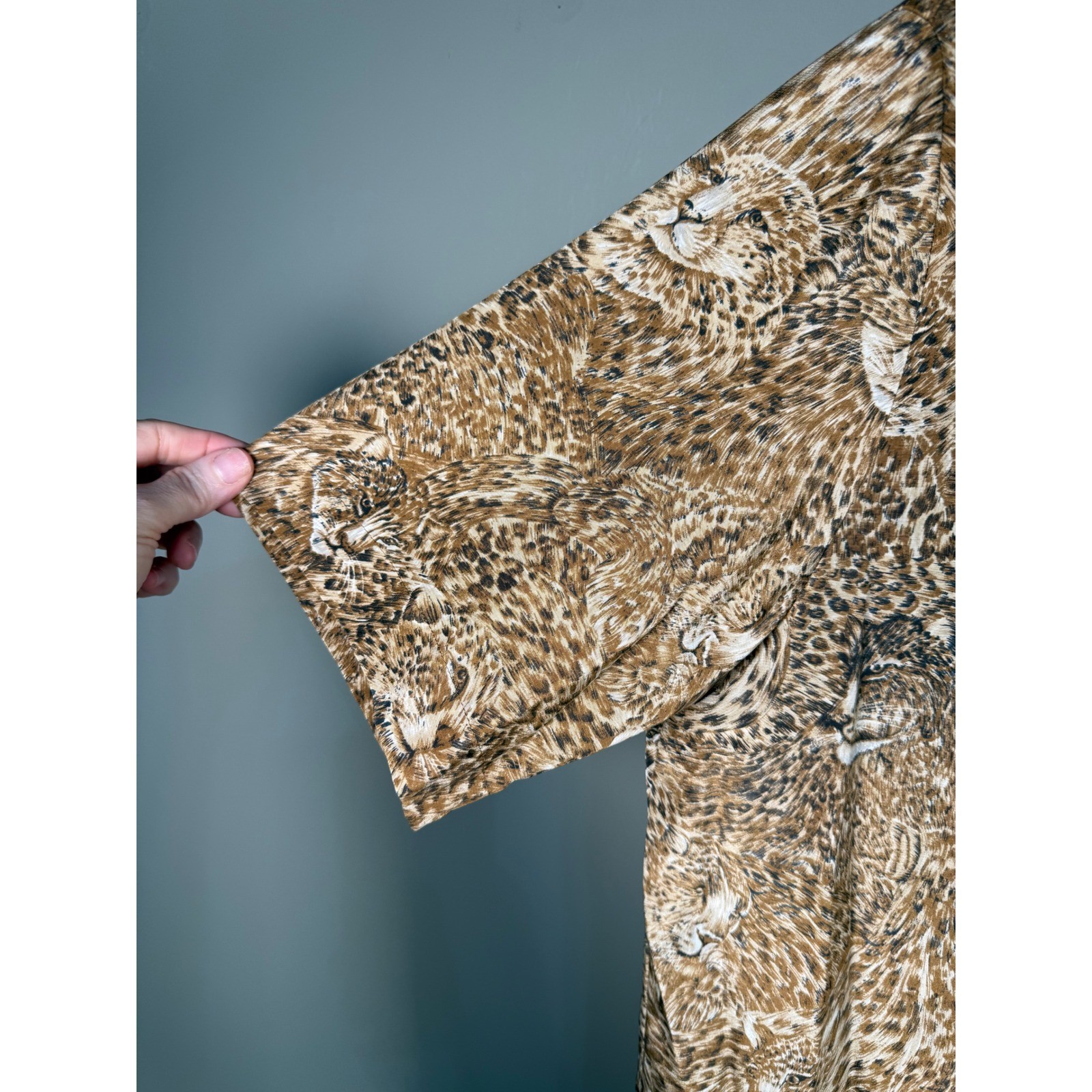 Vintage Doncaster Silks 100% Silk Leopard Cat Print Blouse Medium Safari