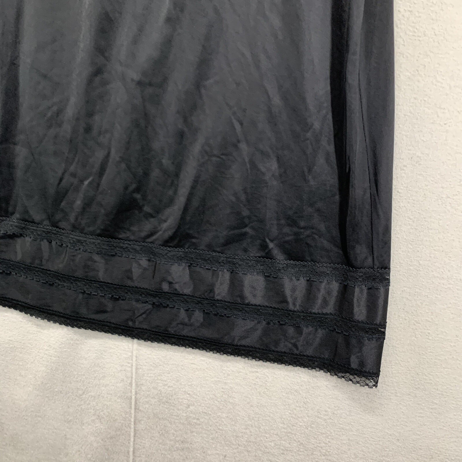 Vintage Woman’s Black Nylon Slip Size Medium Kayser Made In USA 26×28 Trim Deco