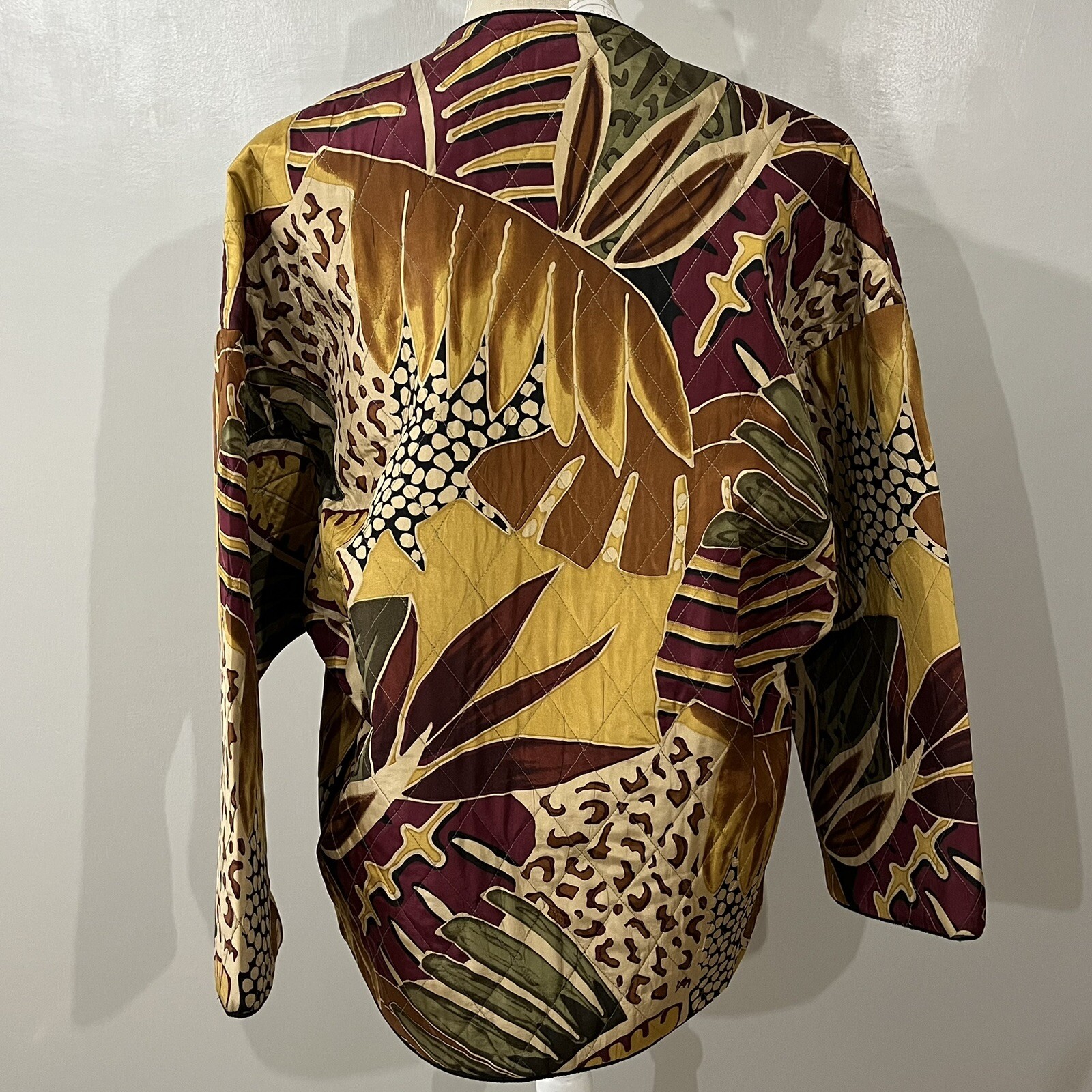 Vintage Regina Porter 100% Silk Jacket / XS / Abstract Design 80s 90s Boxy Style