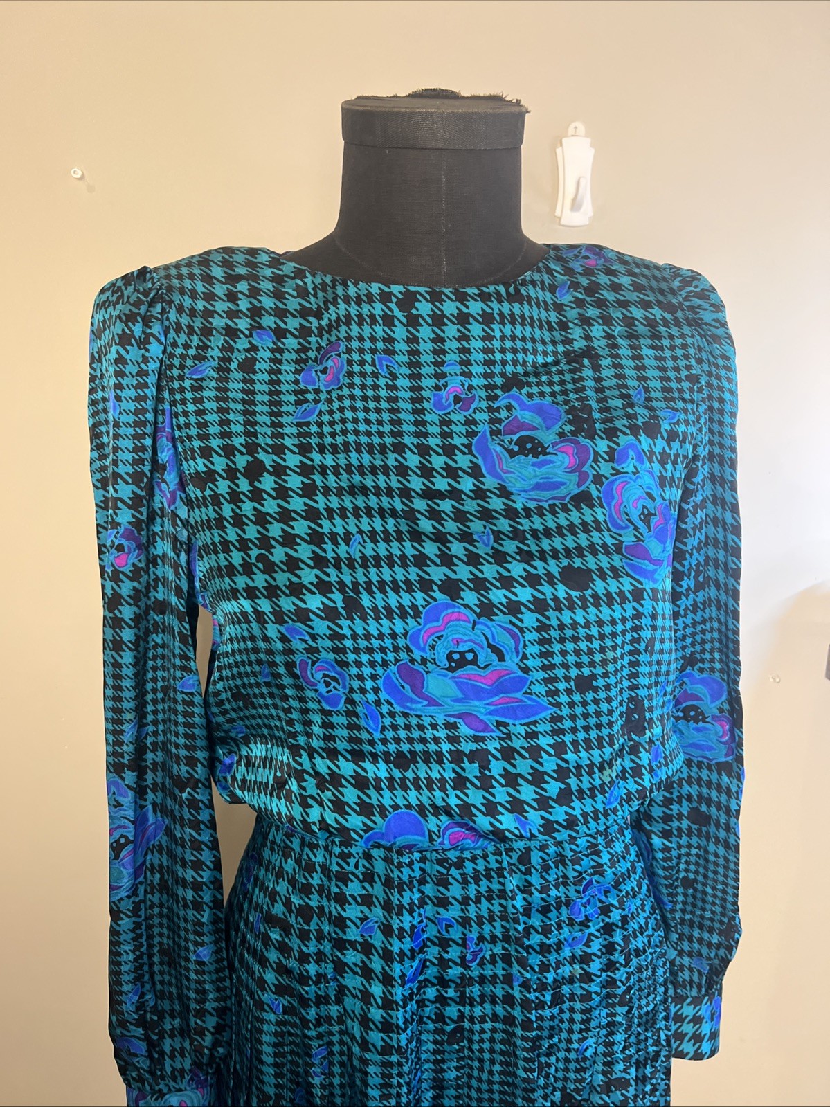 Adrianna Papell 100% Silk Size 8 Dress Pleated Teal HoundsTooth VTG 80s