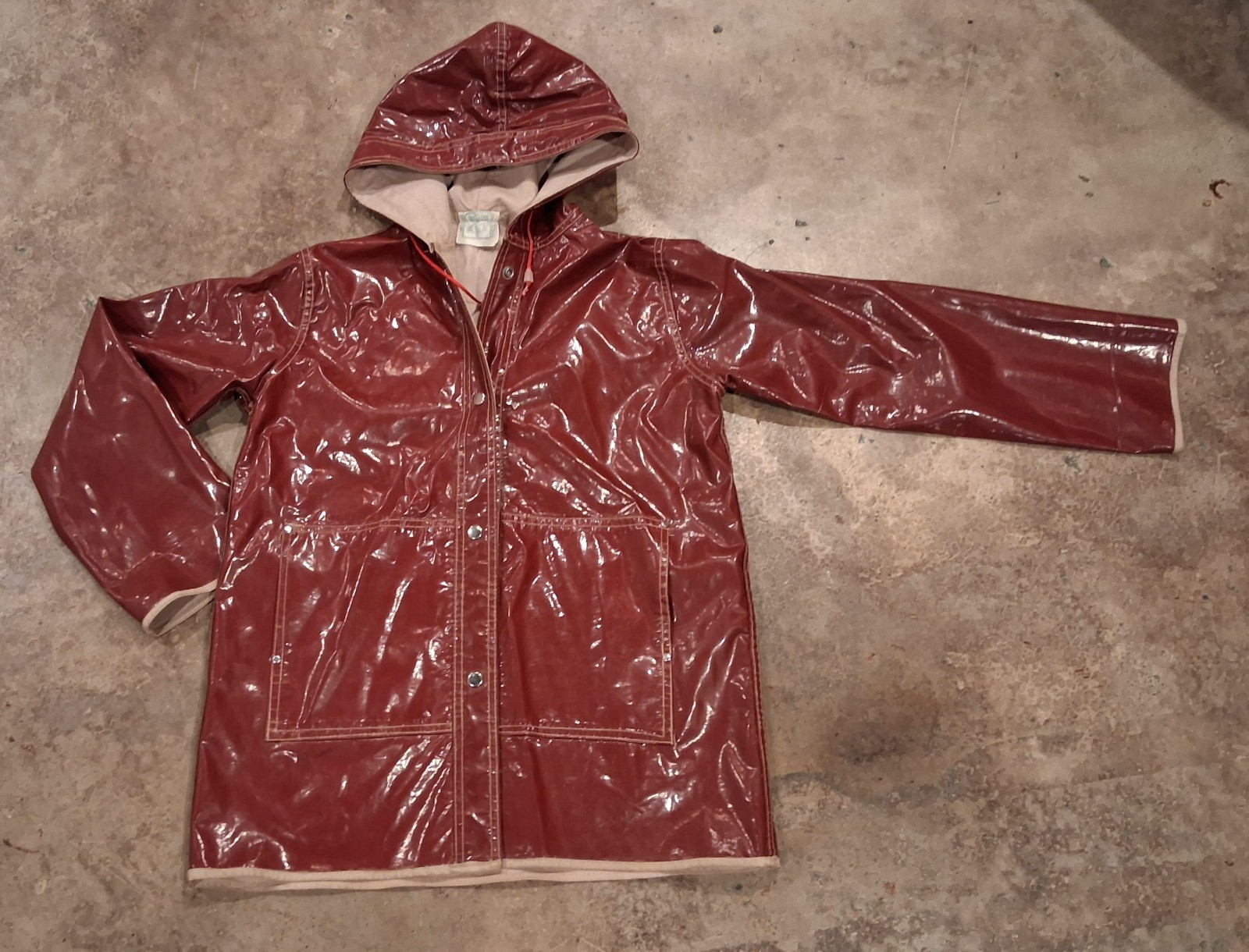 Vintage Pappagallo Burgundy Vinyl Glossy Hooded Raincoat Adult Small Button-Up