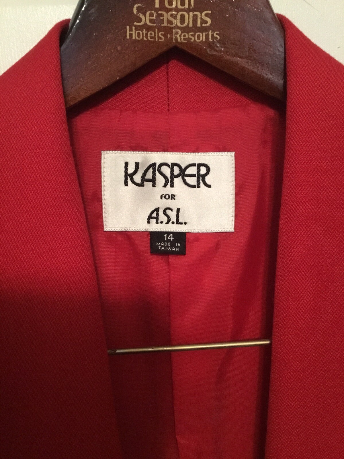 Vintage Women’s Kasper For ASL 2 Piece Long Sleeve Red Jacket Skirt Suit Size 14