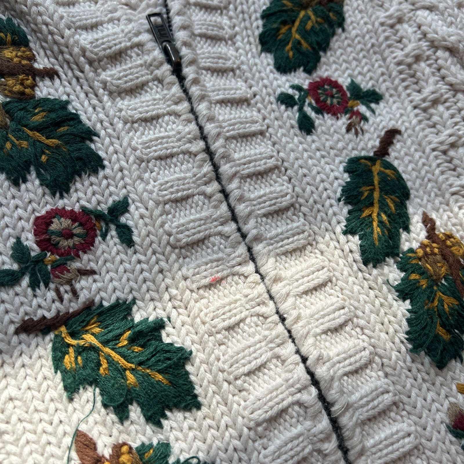 Vintage Womens Chaus Sport Chunky Floral 3d Sweater Cardigan Zip Size Medium