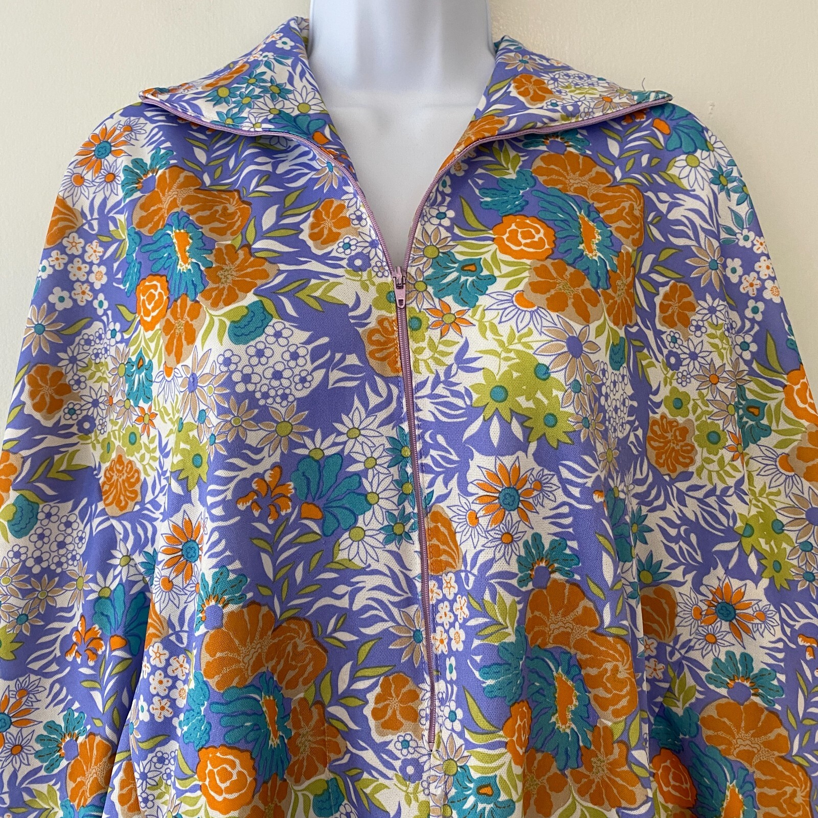 70s Vintage Handmade Poncho 1/2 Zip Pullover Top Womens S/M Floral