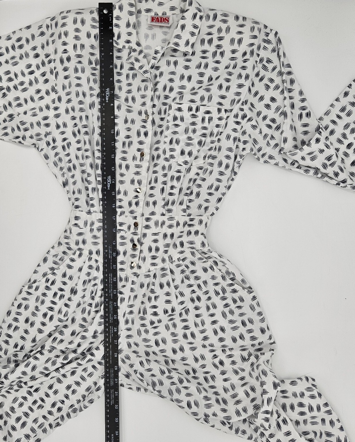 Vintage 80s FADS Cotton Jumpsuit Women’s size 9/10 White Print Shoulder Pads USA