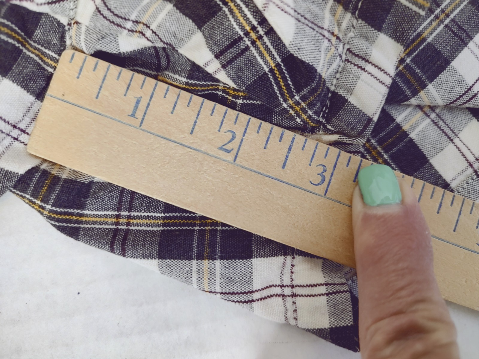 Vintage 50s/60s/70s Handmade? Plaid Womens Shorts Size Small Back Zipper