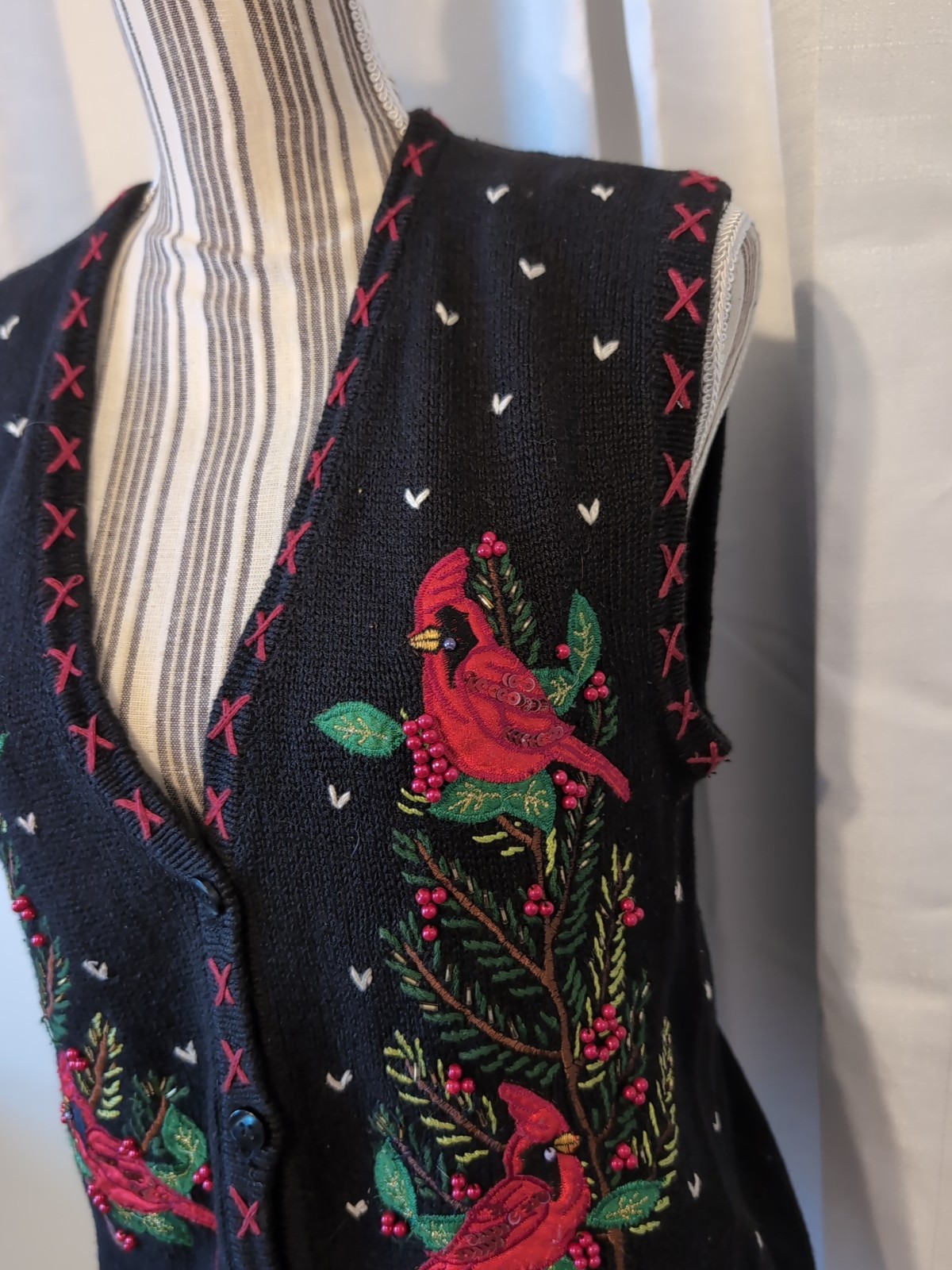 VTG Bobbie Brooks Black Ramie Cotton Embroidered Cardinal Bird Sweater Vest SZ L