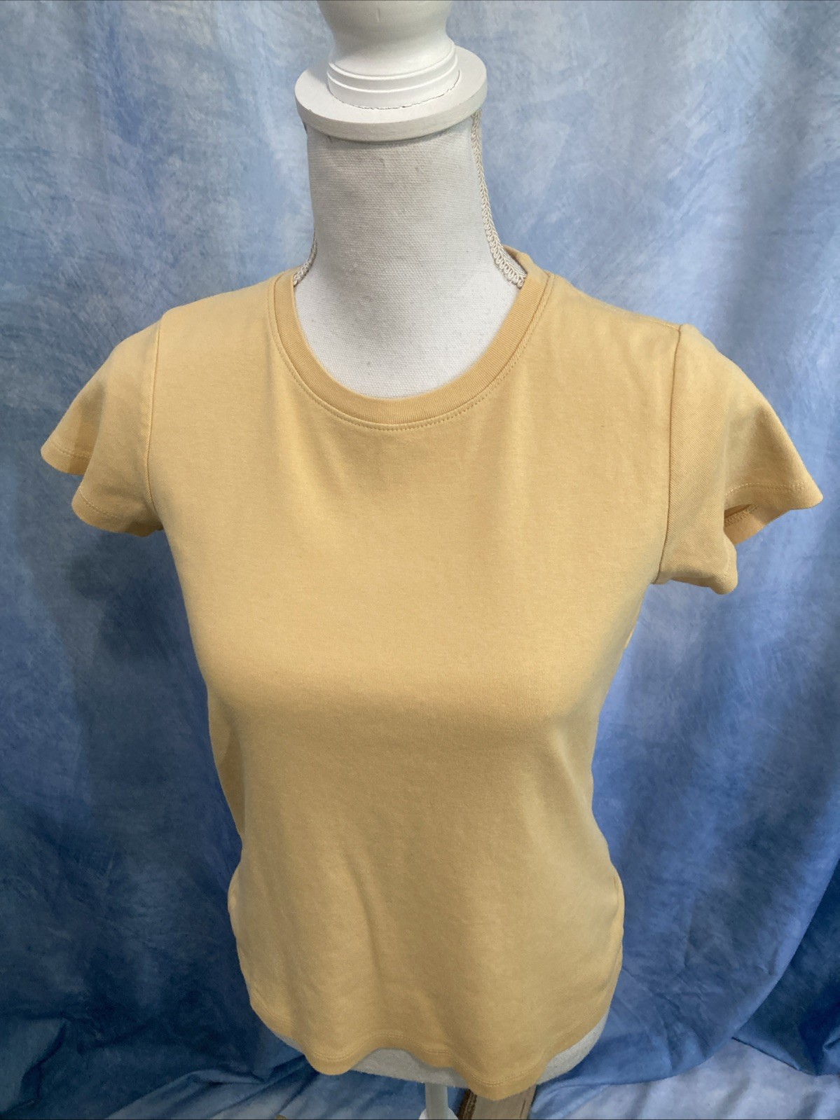 Vtg Y2K St Johns Bay Pastel Yellow Crewneck T-Shirt 100% Cotton Baby Blank Small
