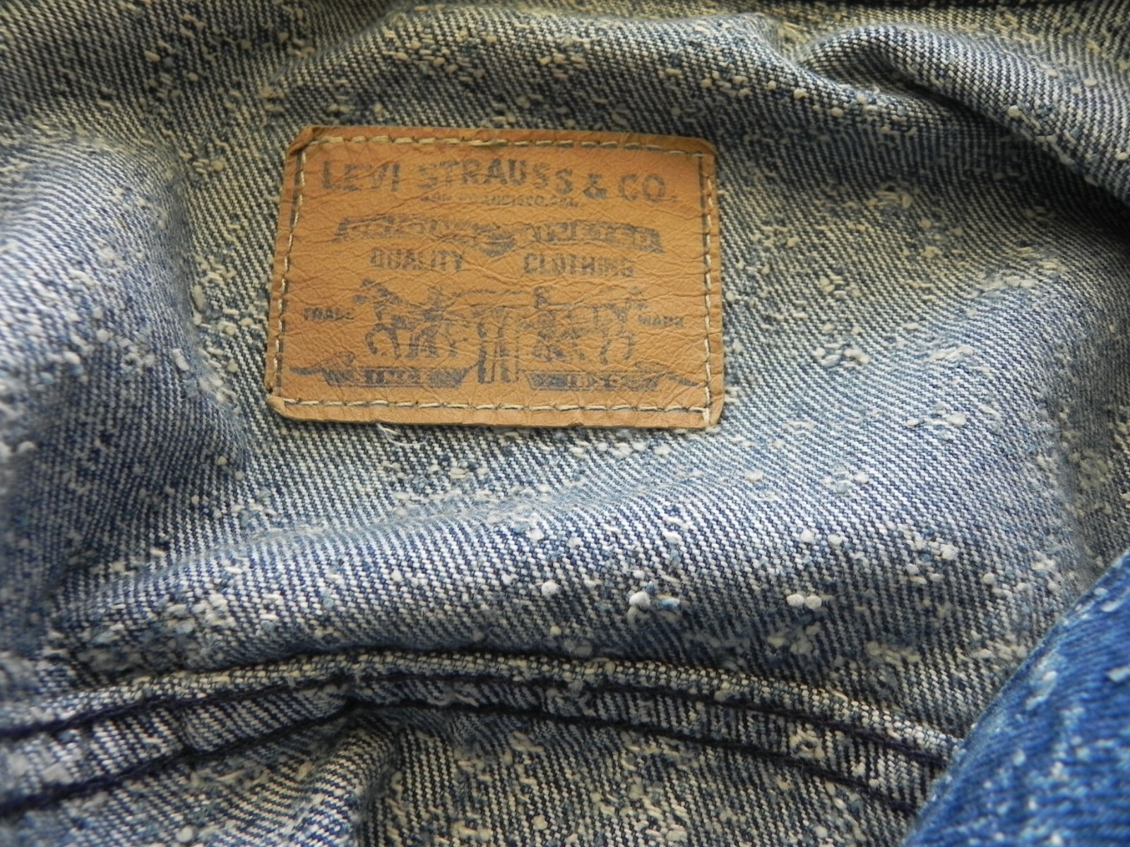 Levis One of a Kind Trucker Distressed Denim Native Chief Hand Painted Size L