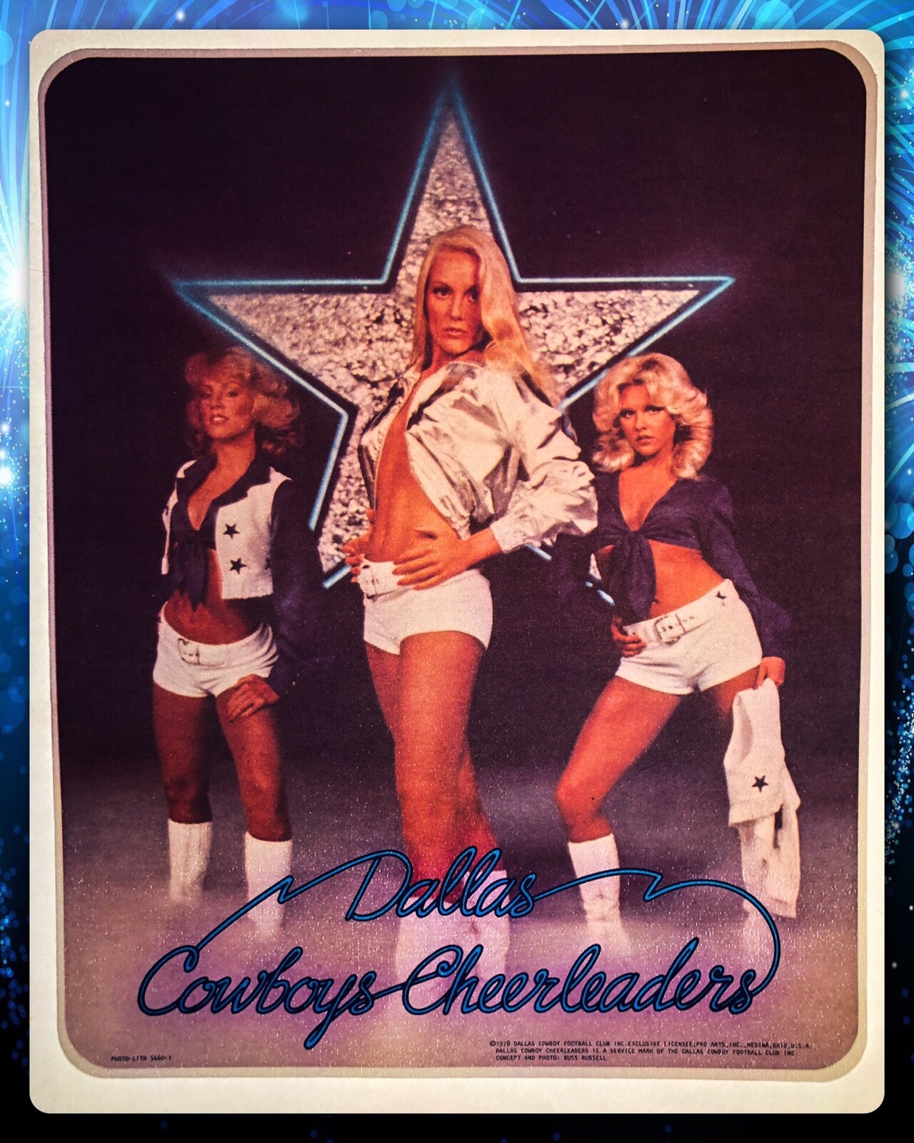 VTG 70s Dallas Cowboys Cheerleader NFL kiss Football T-Shirt Iron-On Transfer