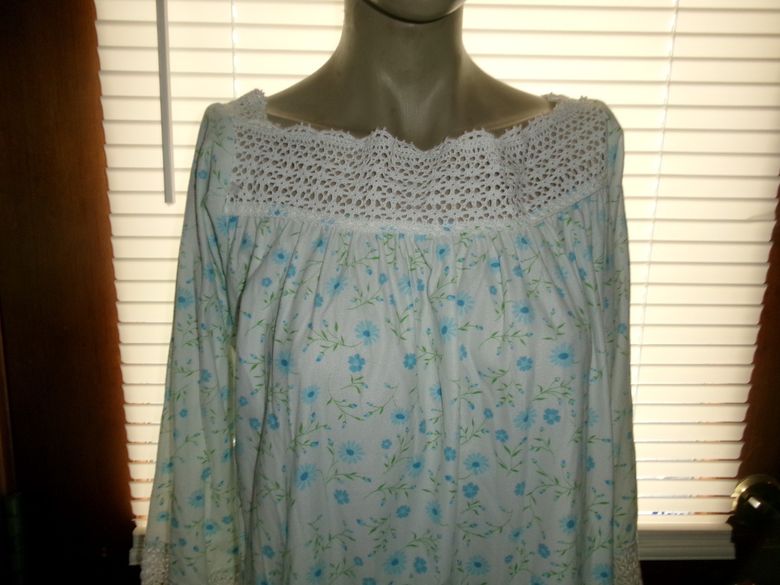 VINTAGE Saks Fifth Avenue Nightgown~ Blue Floral~ Crochet Trim~ Hem~ Sleeves sm