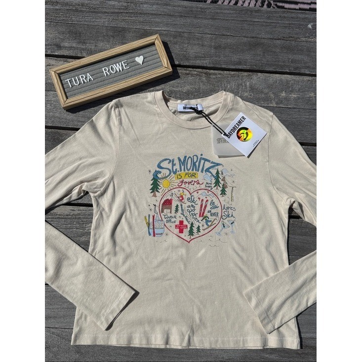St. Moritz Is For Lovers Vintage Long Sleeve Tee in Dirty White DAYDREAMER large