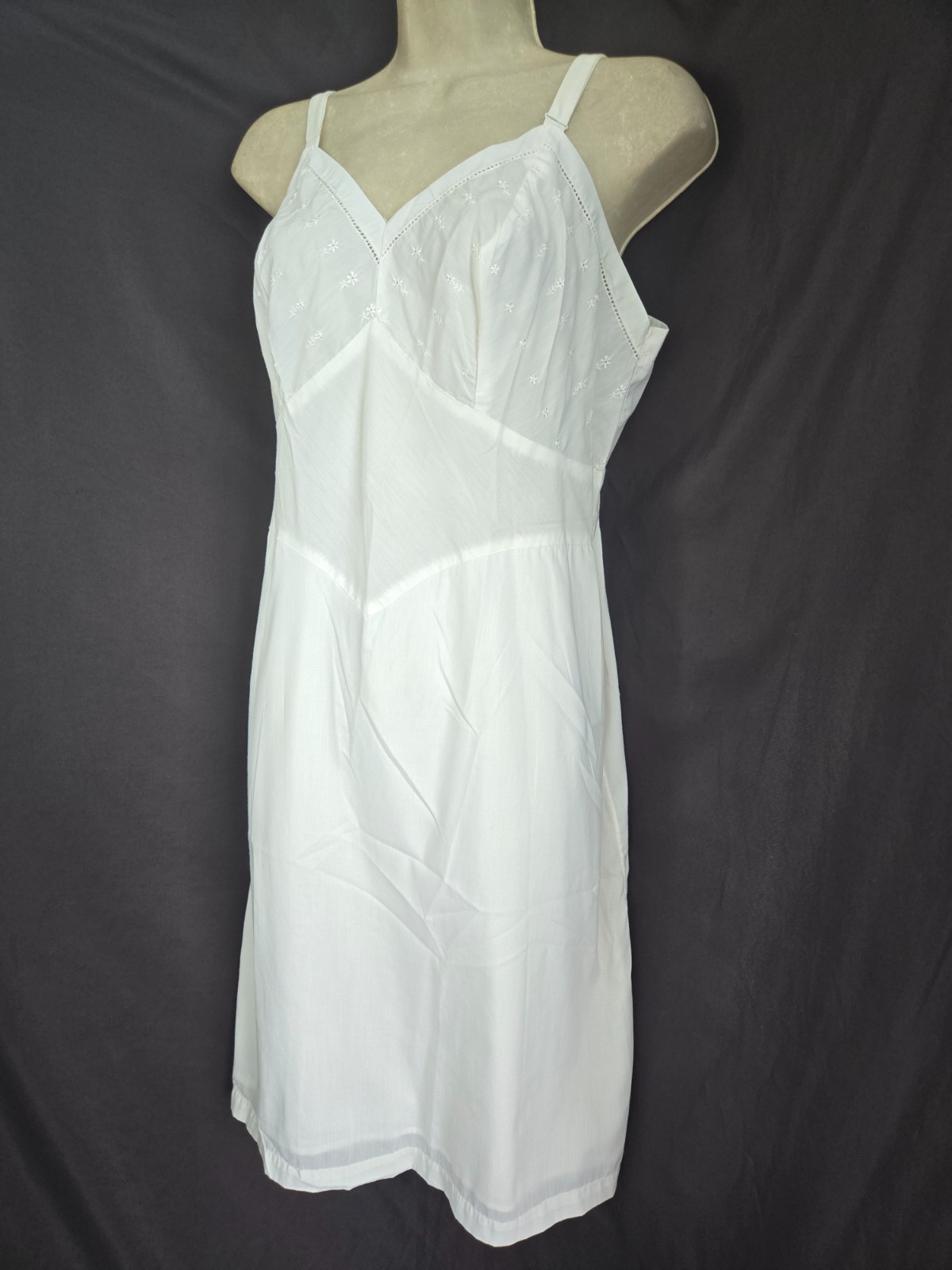 Vtg Komar White Eyelet Bust Modesty Skirt Full Dress Slip Nightgown Dacron 38
