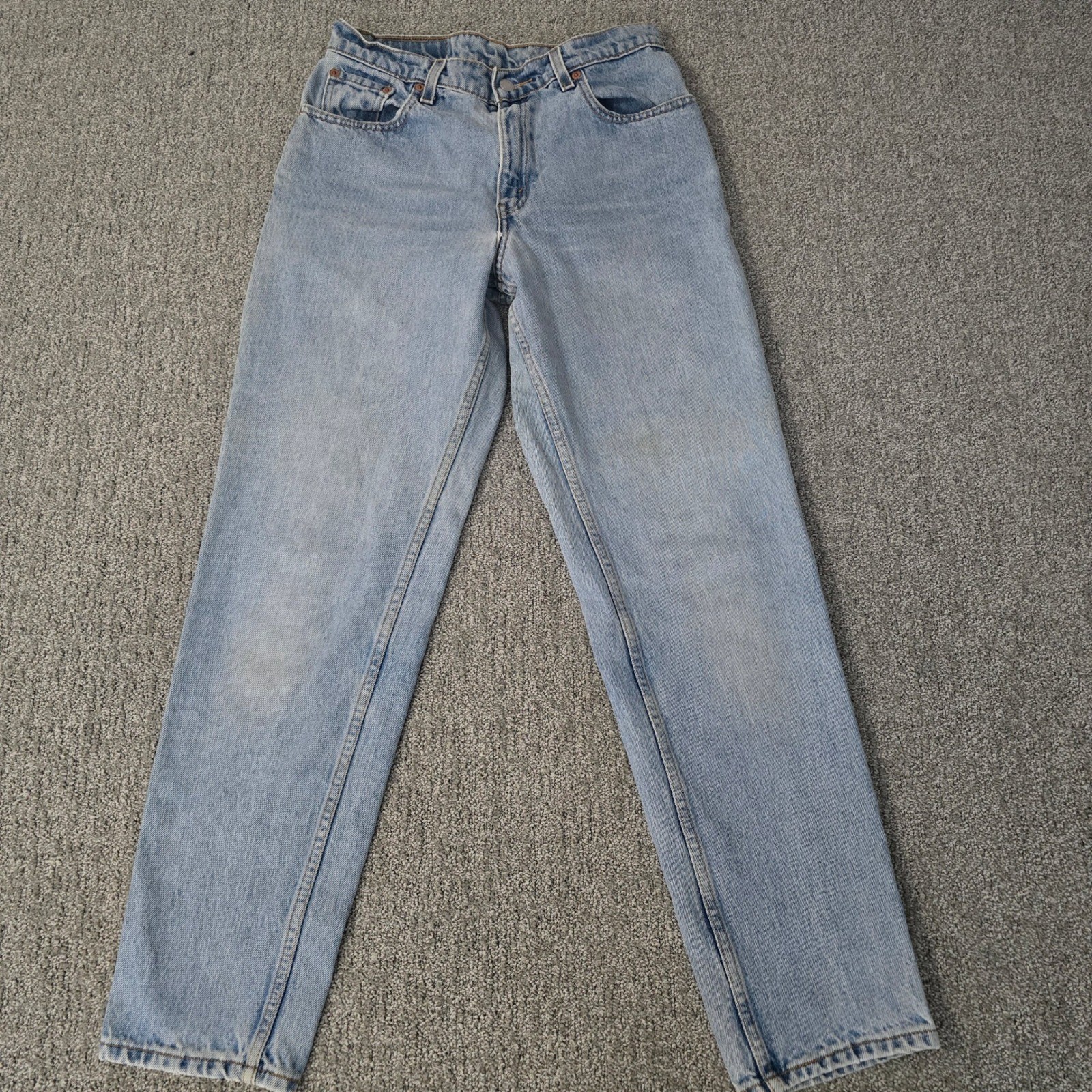 Vintage Levi’s 550 Relaxed Fit Tapered Leg Jeans Light Wash USA 9 JR 90s