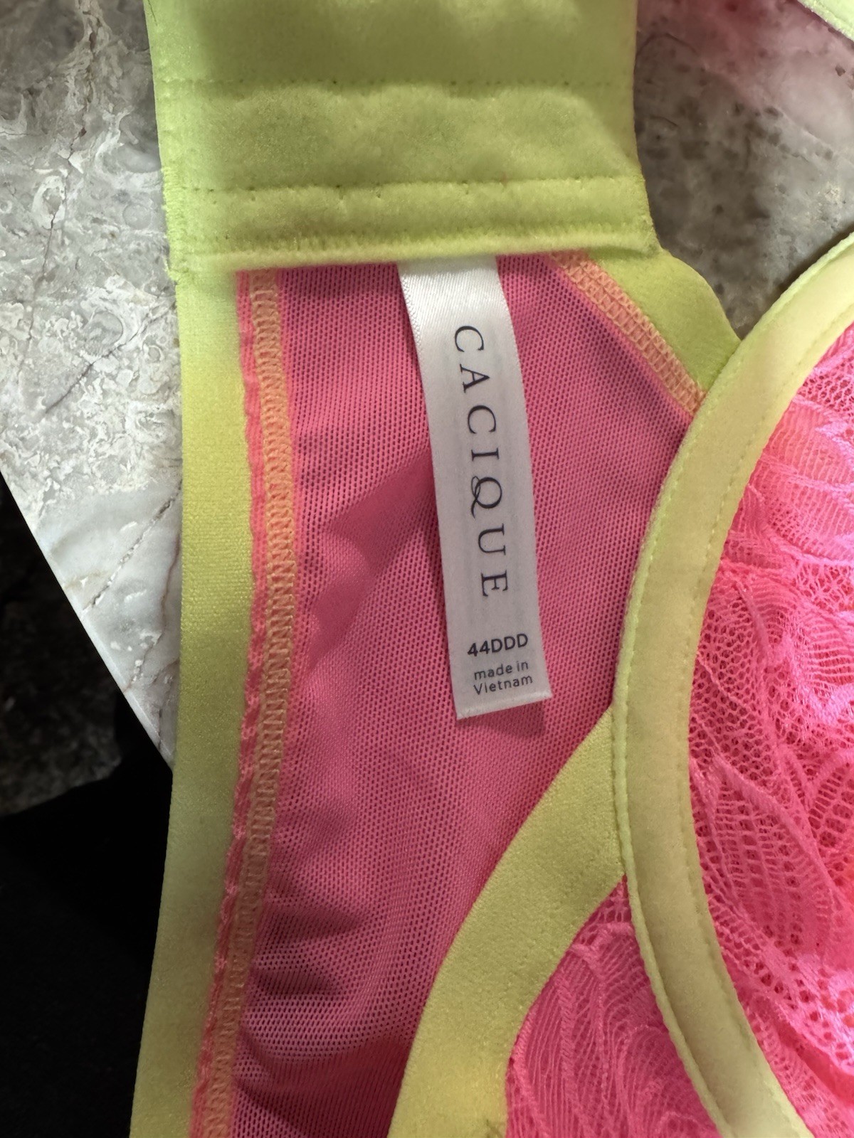 VINTAGE CACIQUE BRA! 44 DDD. PINK & YELLOW