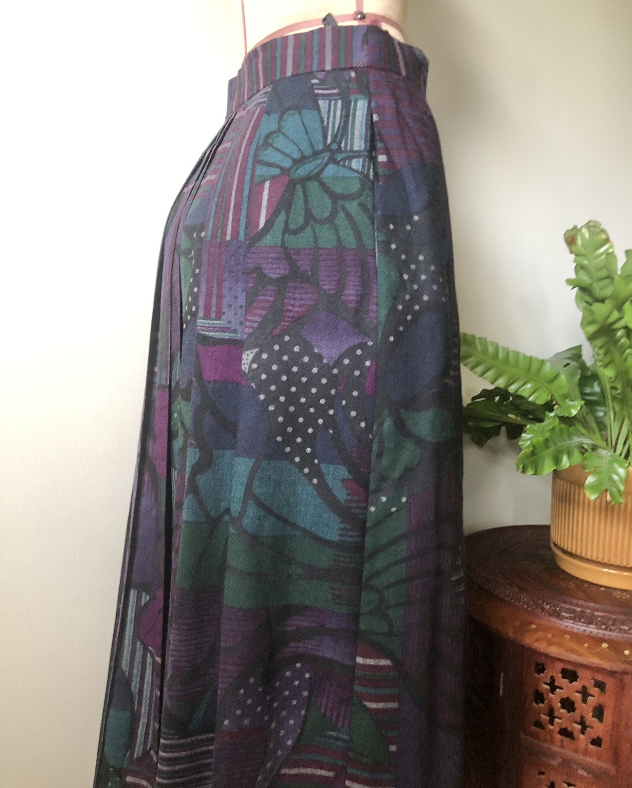 Vintage Geiger of Austria -Pleated Midi Skirt 100 % Wool Butterfly, S (EU40)
