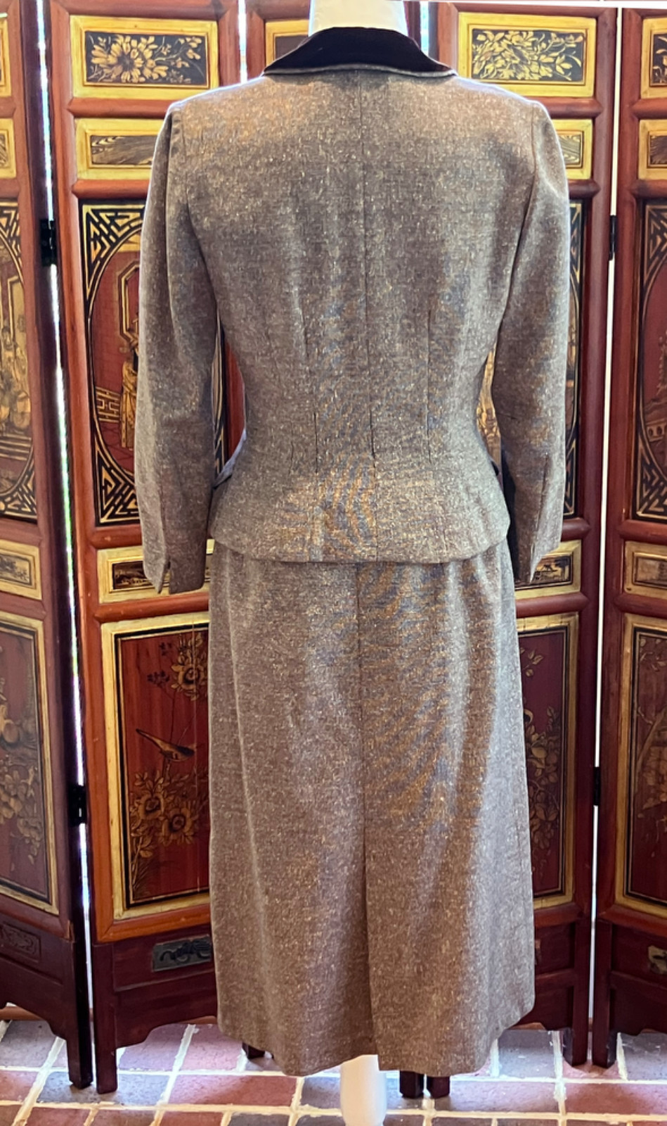 1940s Littler of Seattle Designer Tweed Suit Jacket & Skirt Brown Velvet Collar