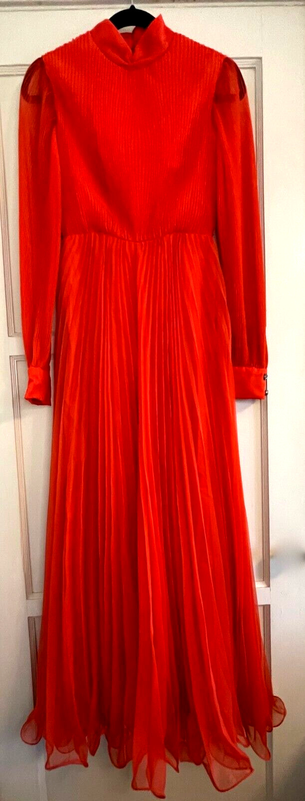 VINTAGE 60’S NACY’S FLORIDA LONG FLOWING ORANGE CHIFFON PLEATED FANCY DRESS, 32″