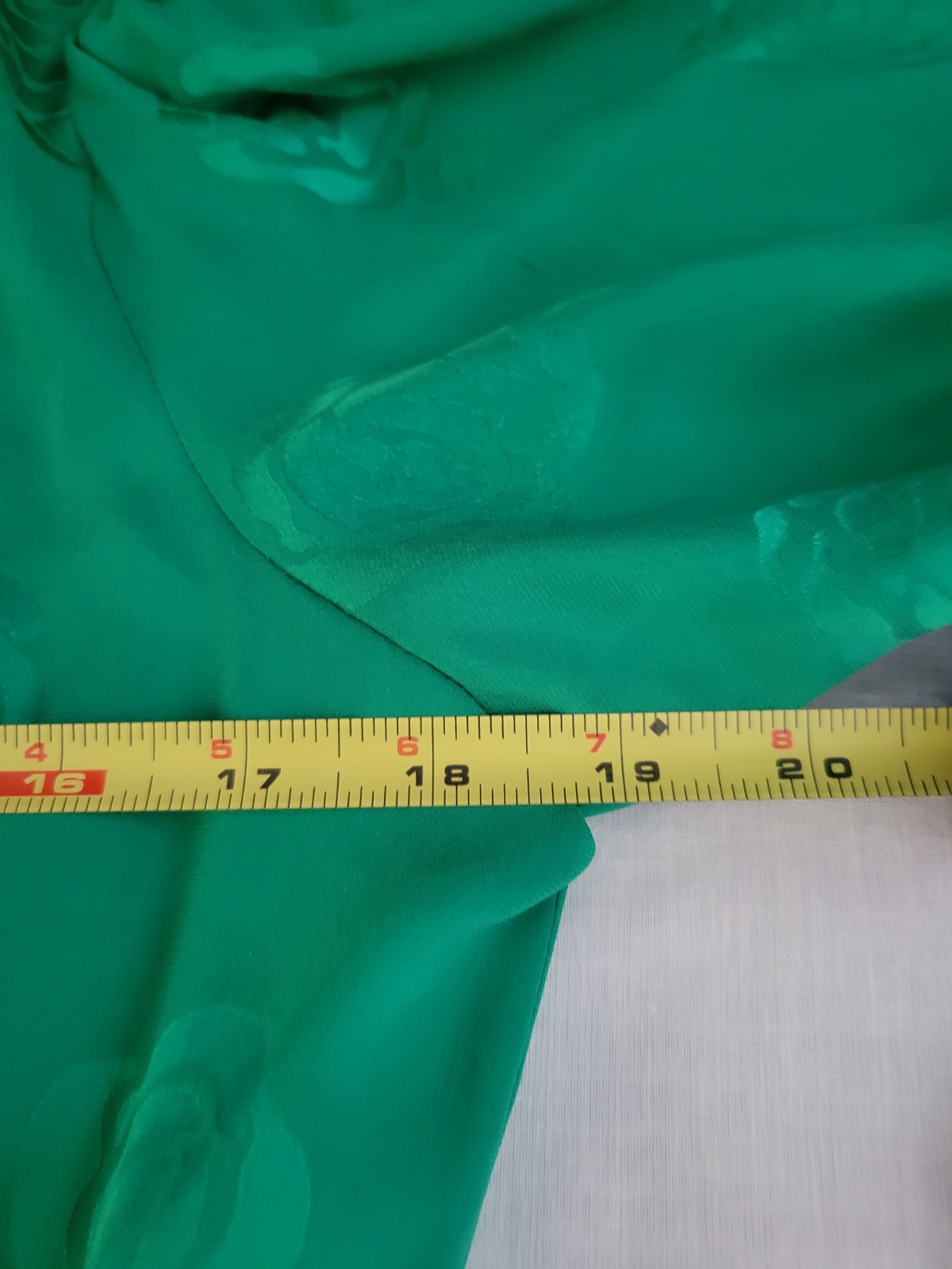 VTG 80s Papell 100% Silk Green Belted Stretch waist Dress size 12P Half Sleeve