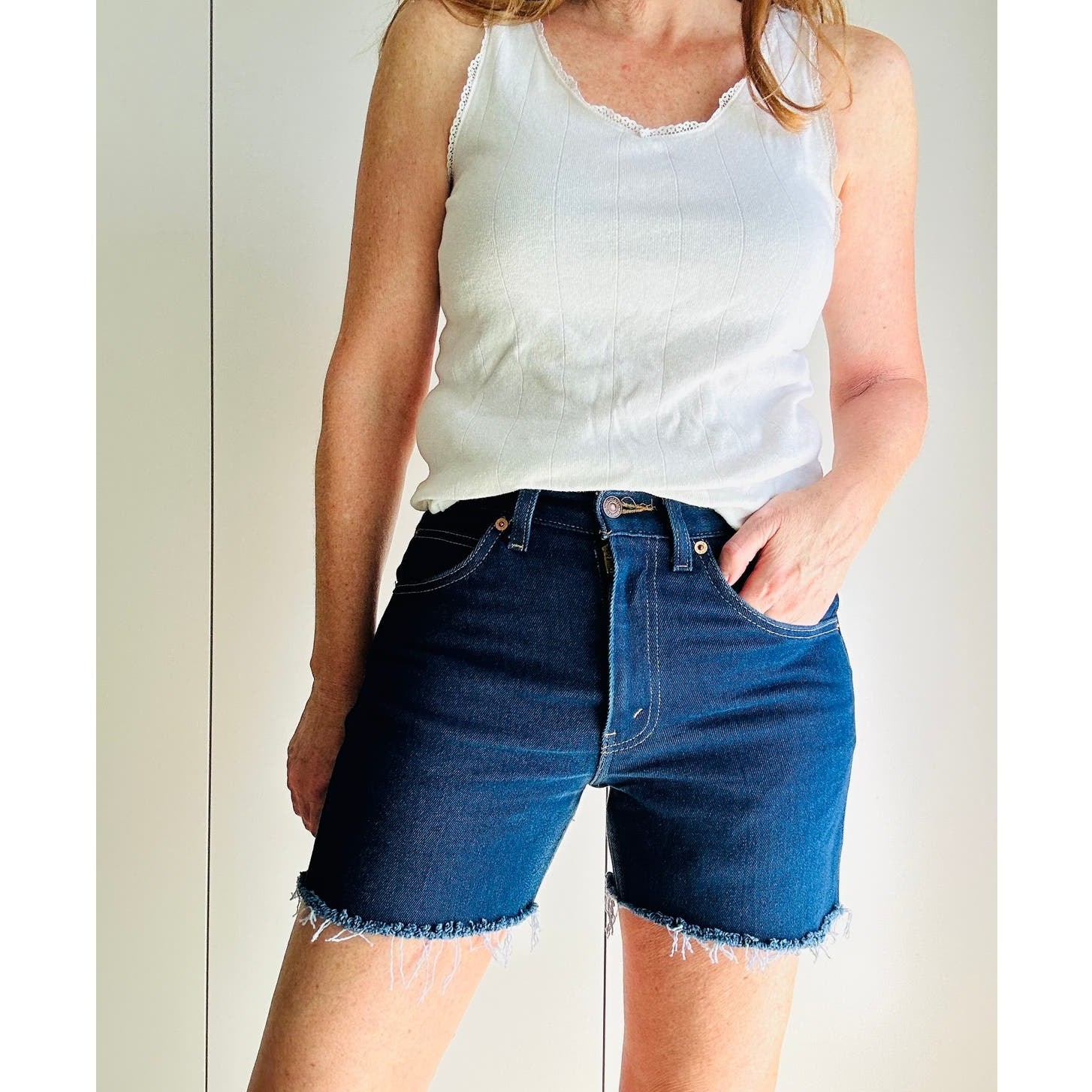 Vintage Levi’s Cut off Jean Shorts Dark Wash Size 30 Waist Slim Fit Stretch