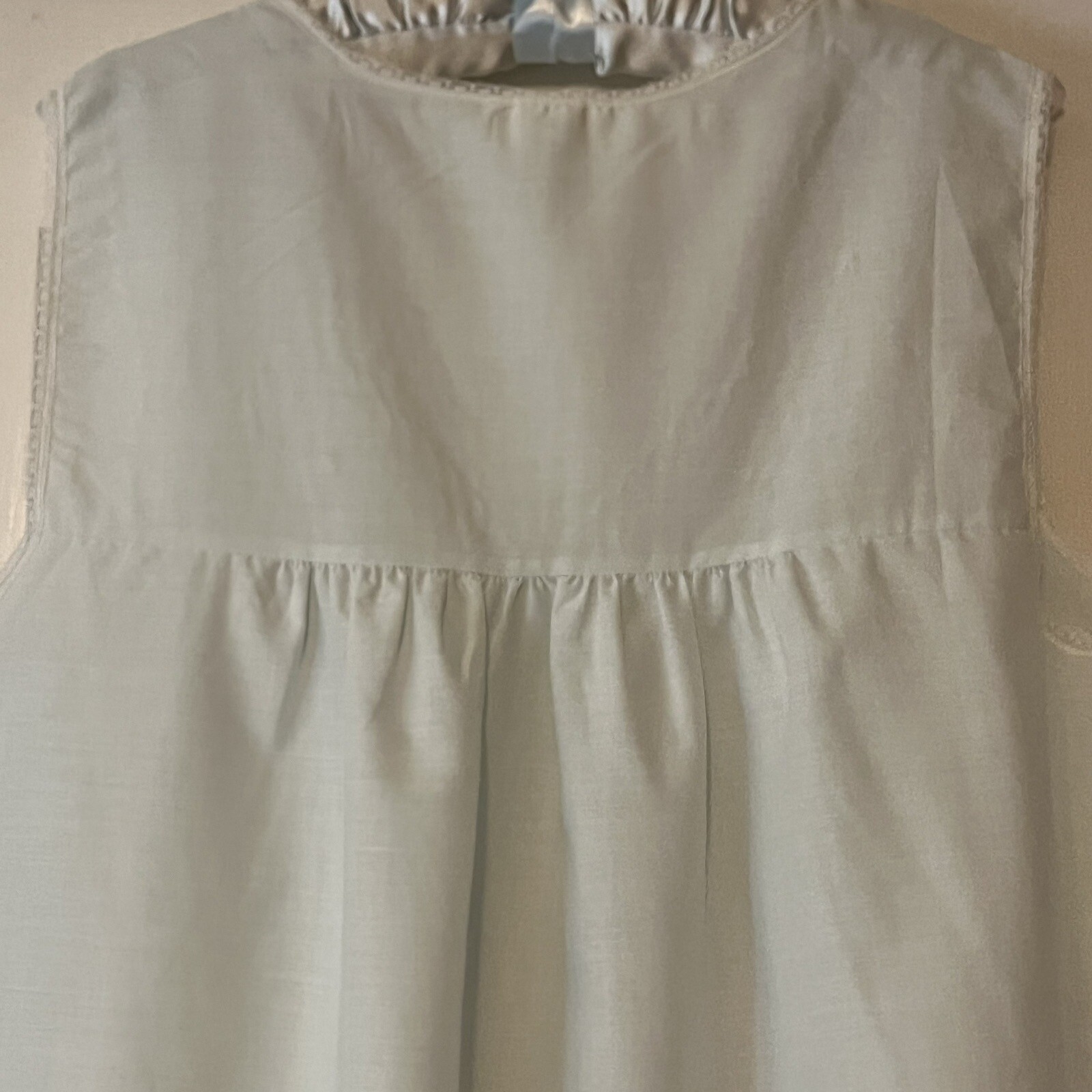 Vintage 1960s Barbizon Light Blue Nightgown w/Lace Trim & Embroidery Size Large