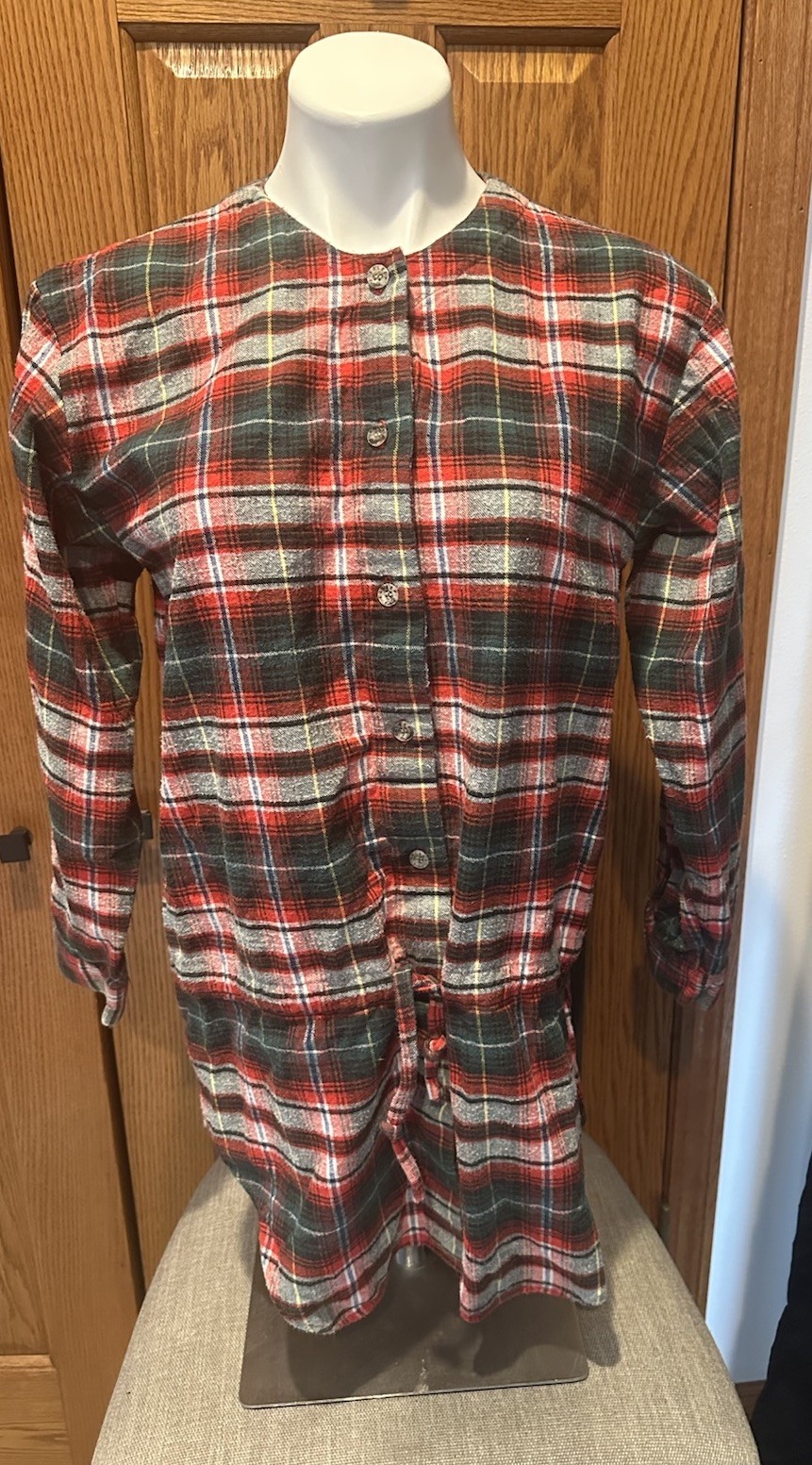 Vintage Esleep Pajams M Plaid Flannel Night Shirt 90’s Sleepwear Christmas PJ’s