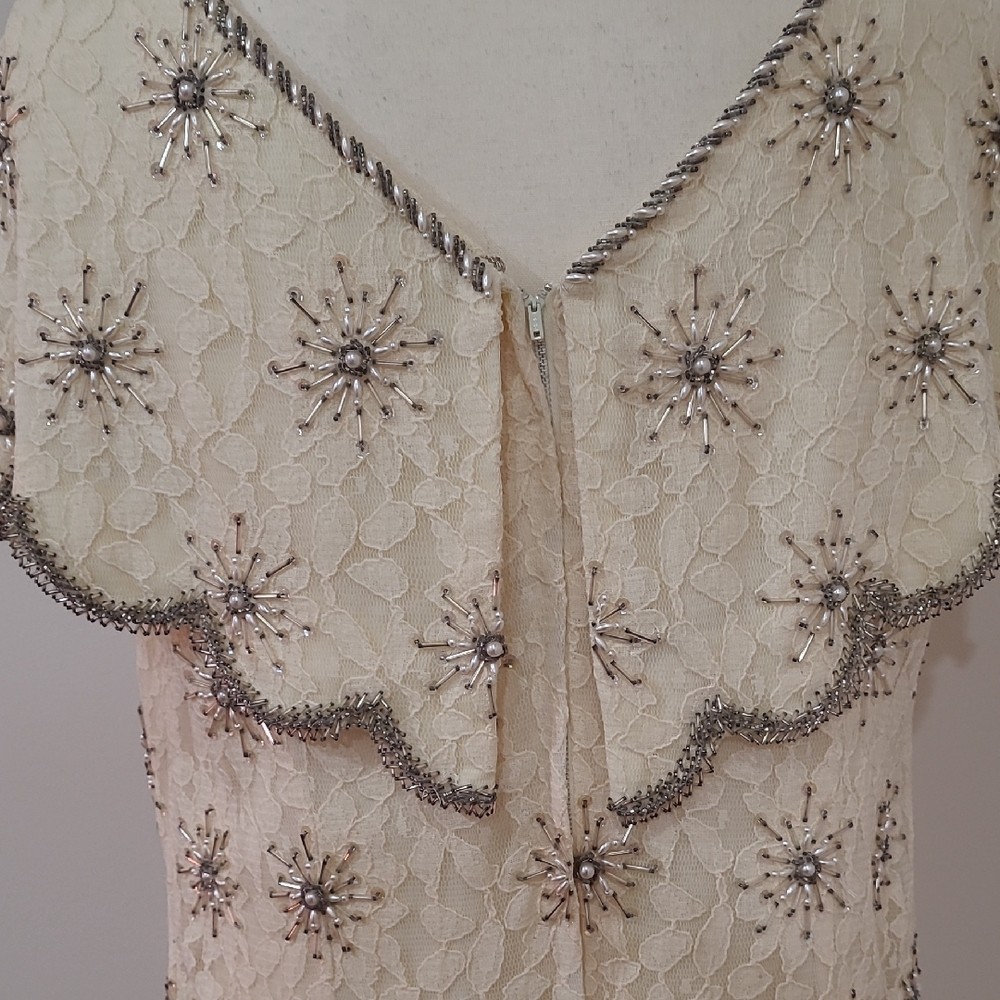 Andora Vintage 1950s/1960s Cream Lace Shift Dress with Beaded Starburst Accents