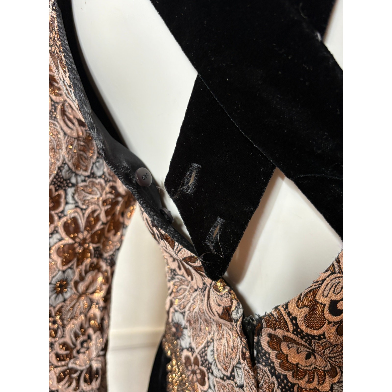 Medium 1990s Vintage Velvet and Brocade Evening Gown by Jessica McClintock