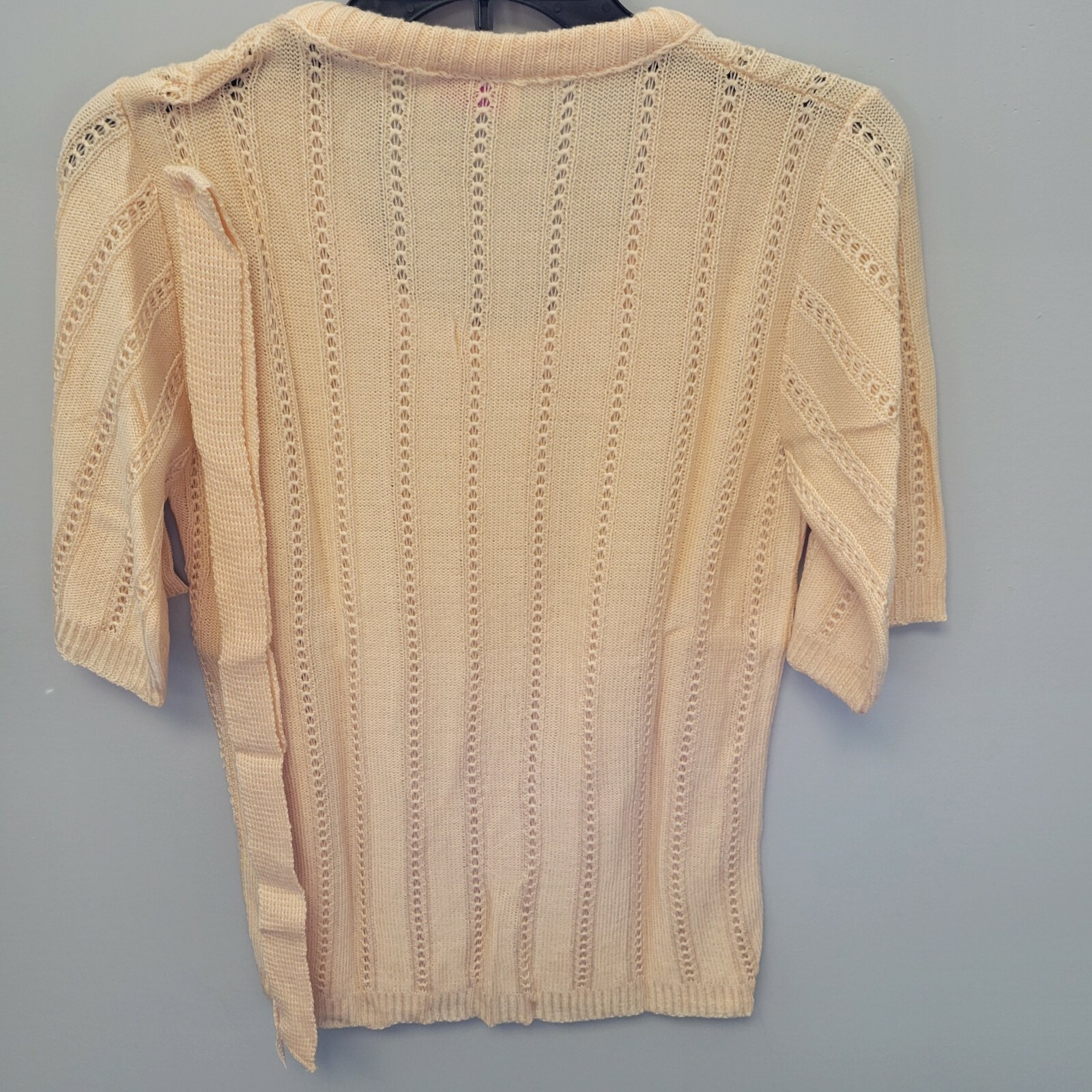 Miss Scotch English 100% Acrylic Short Sleeve Sweater. Vintage (Size Large)