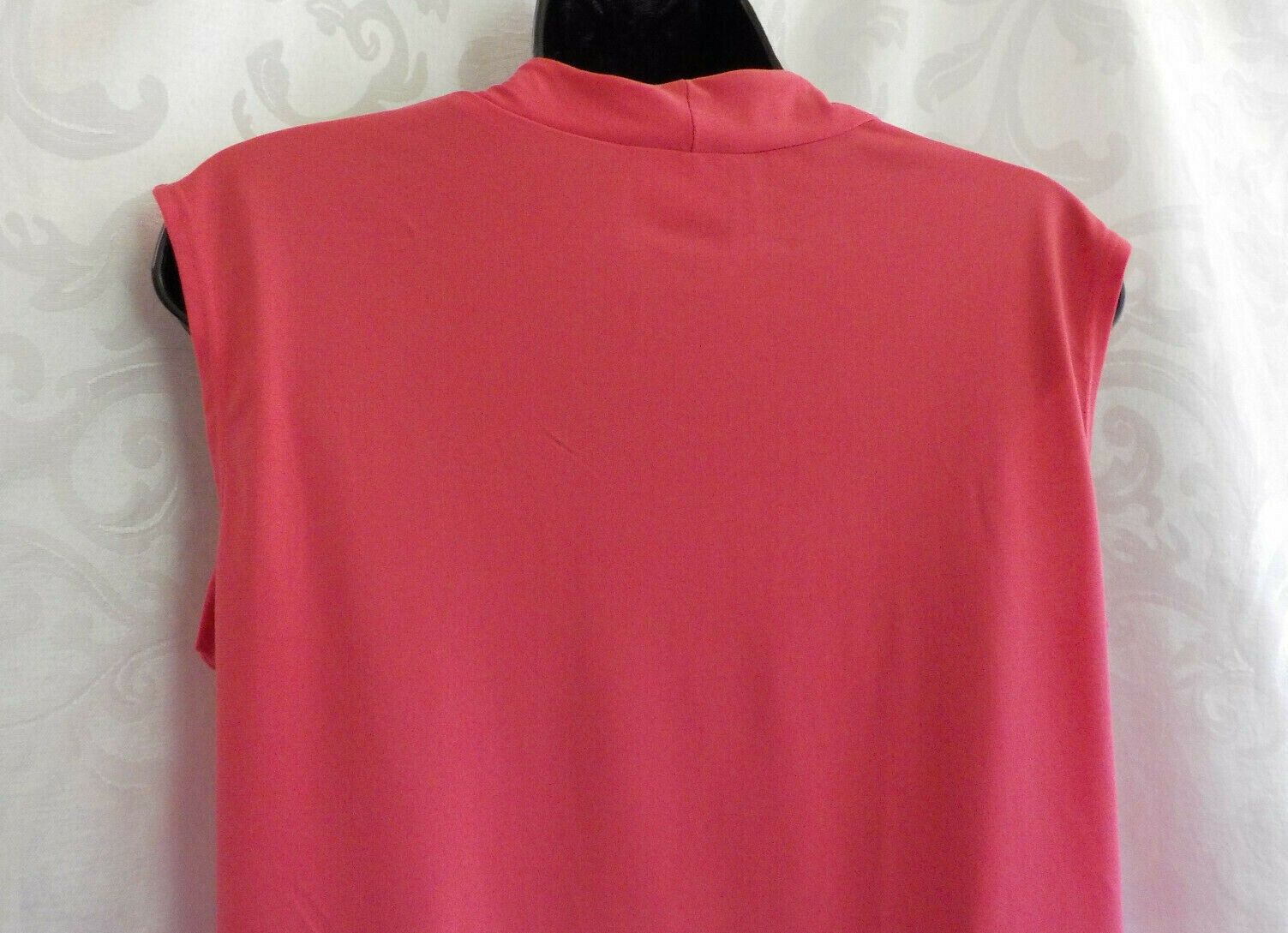 Vintage N Touch Blouse Size PS Coral Scoop Neck Sleeveless Polyester Blend EUC